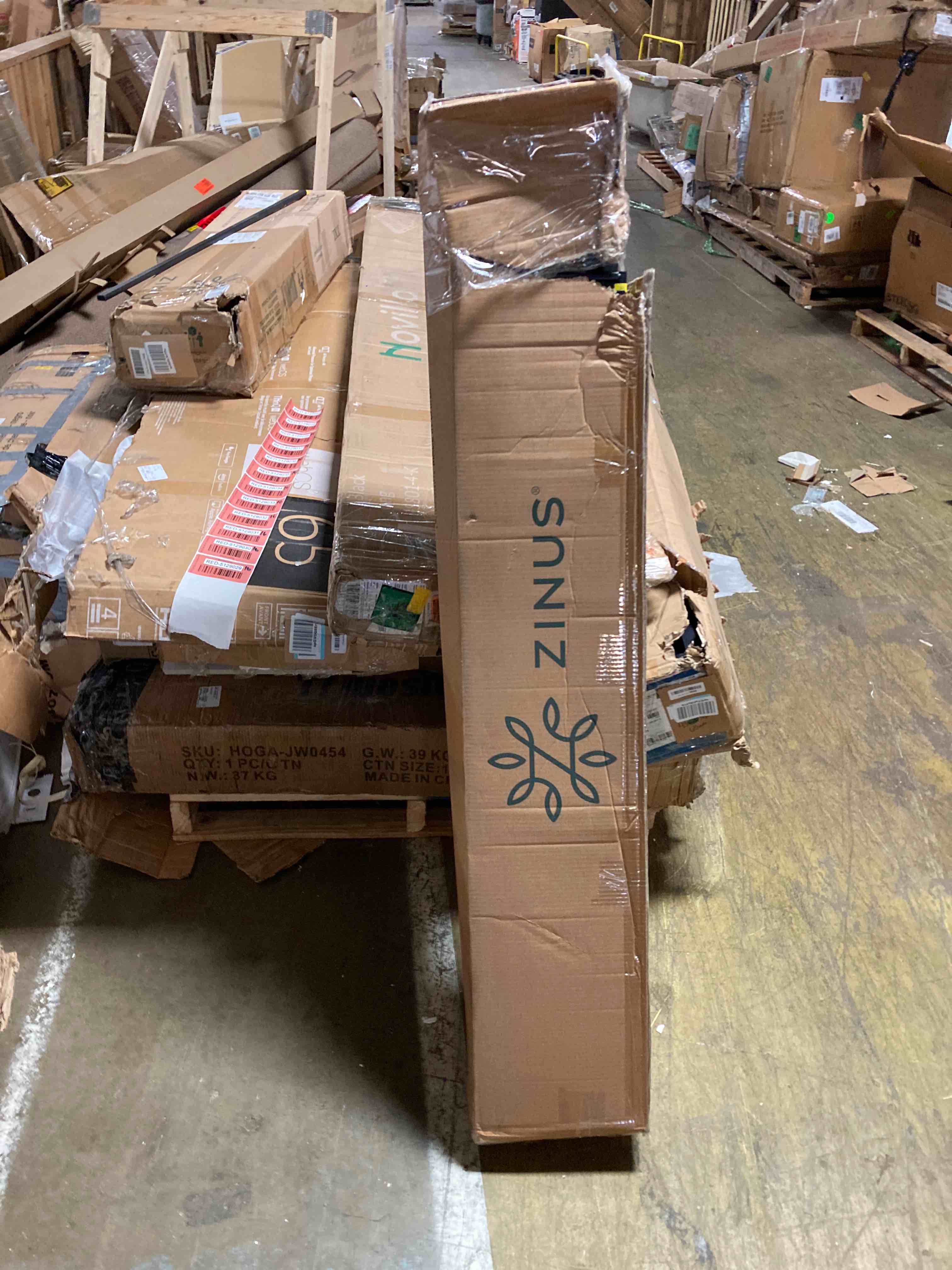 https://s3.amazonaws.com/lotting-images-prod/phillipi/RED5129029_1694035206917.jpeg