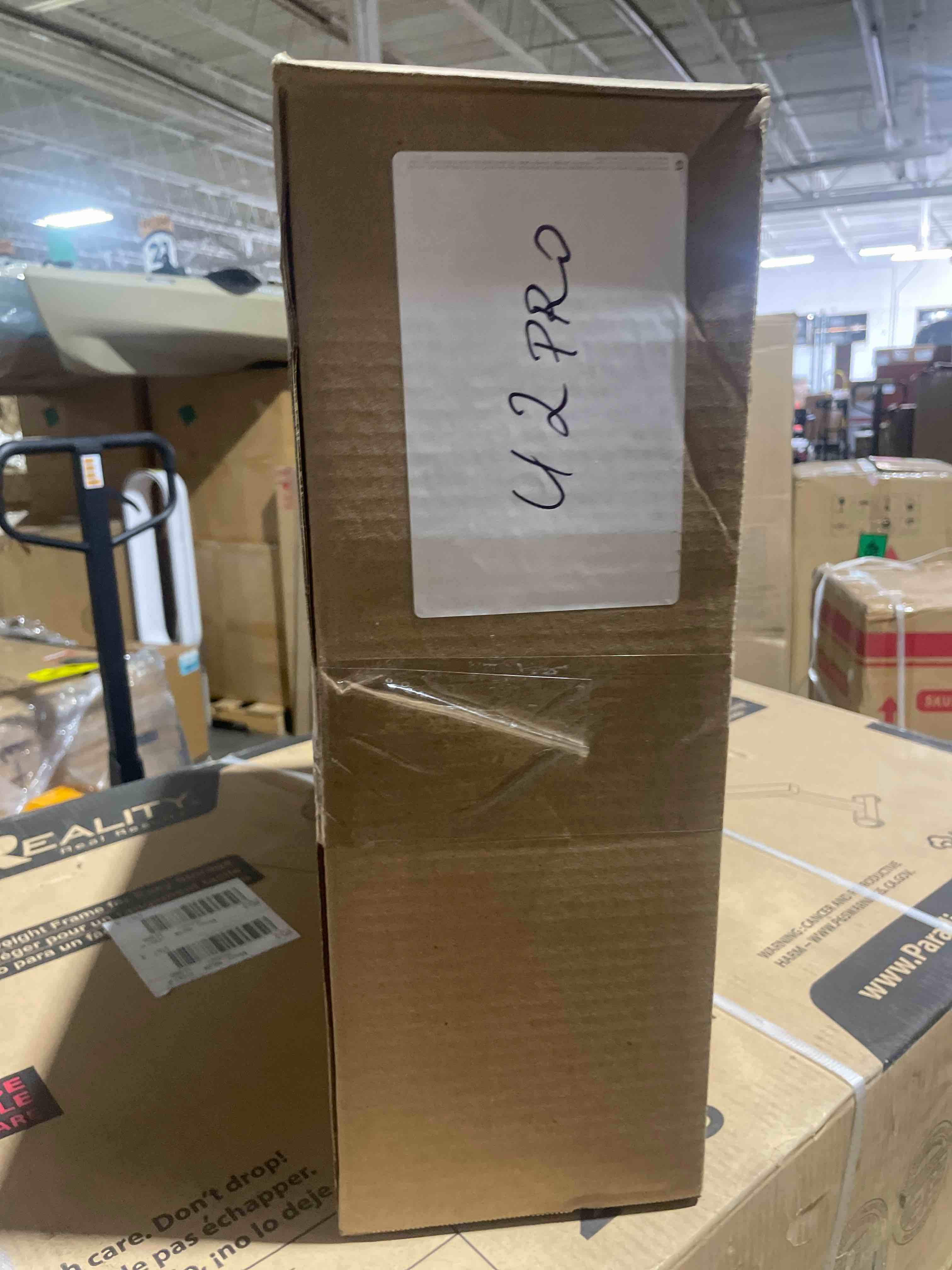 https://s3.amazonaws.com/lotting-images-prod/phillipi/RED5129765_1694715287312.jpeg