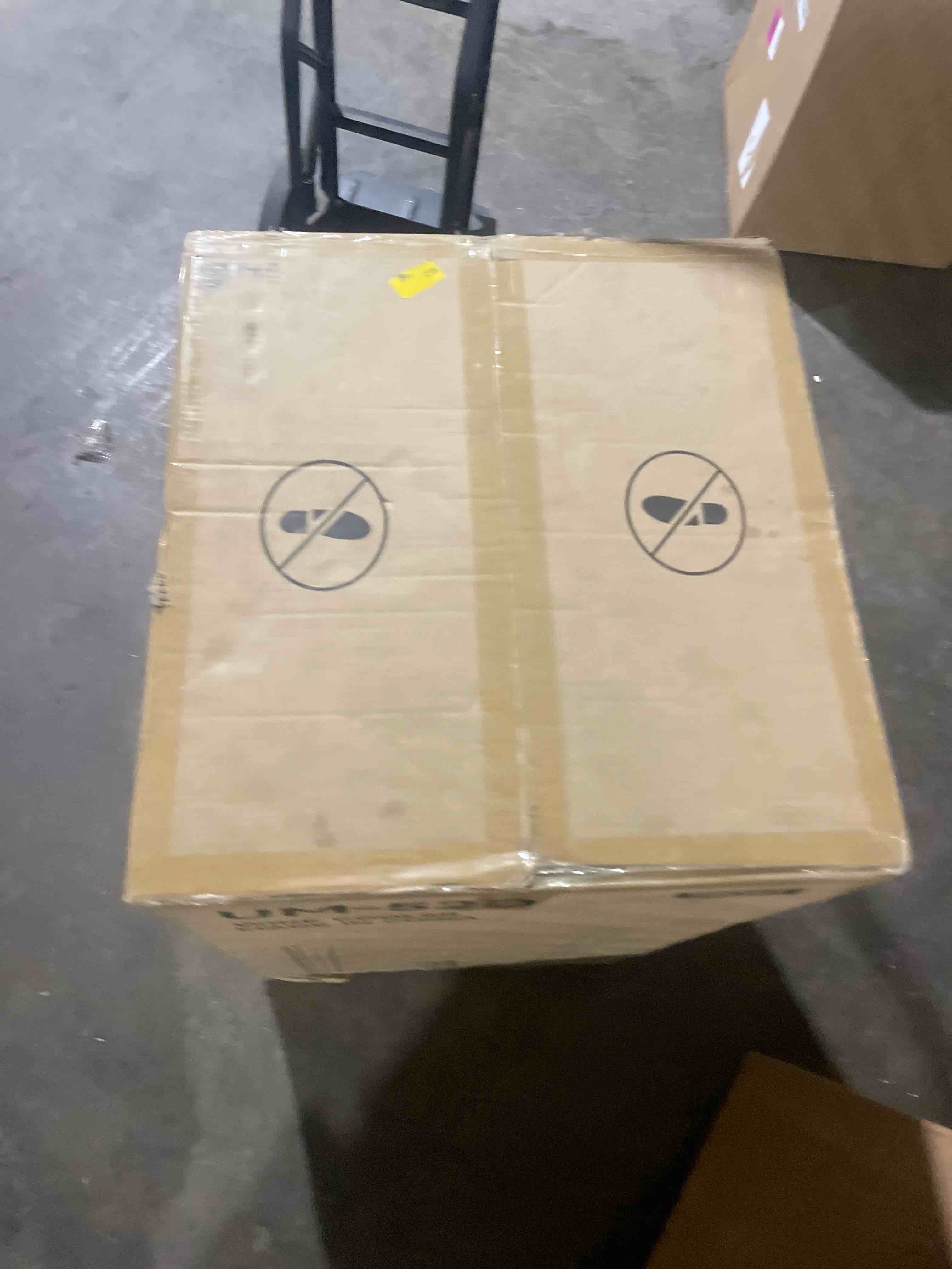 https://s3.amazonaws.com/lotting-images-prod/phillipi/RED5131873_1693493543158.jpeg