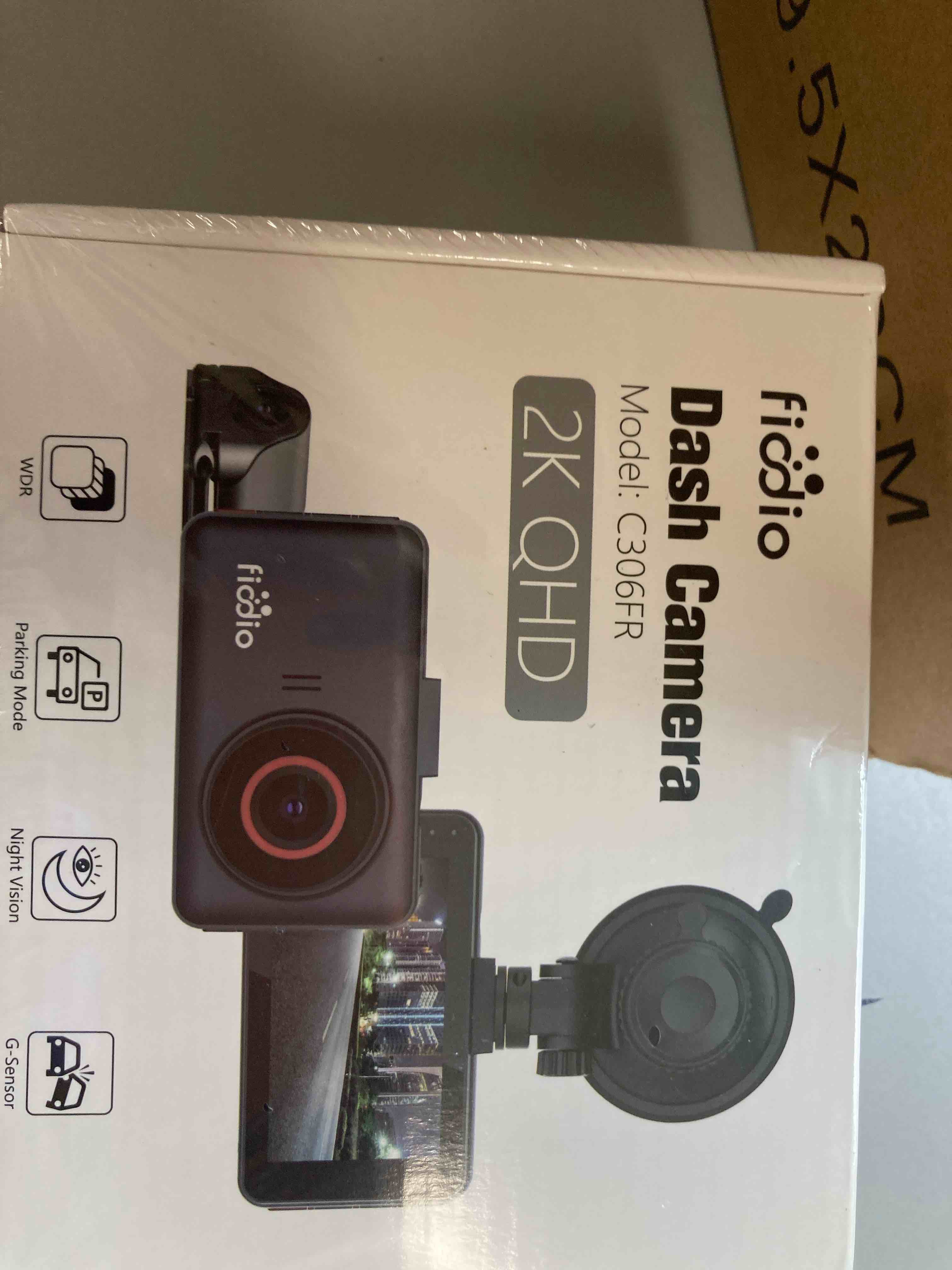 https://s3.amazonaws.com/lotting-images-prod/phillipi/RED5132228_1714751798460.jpeg