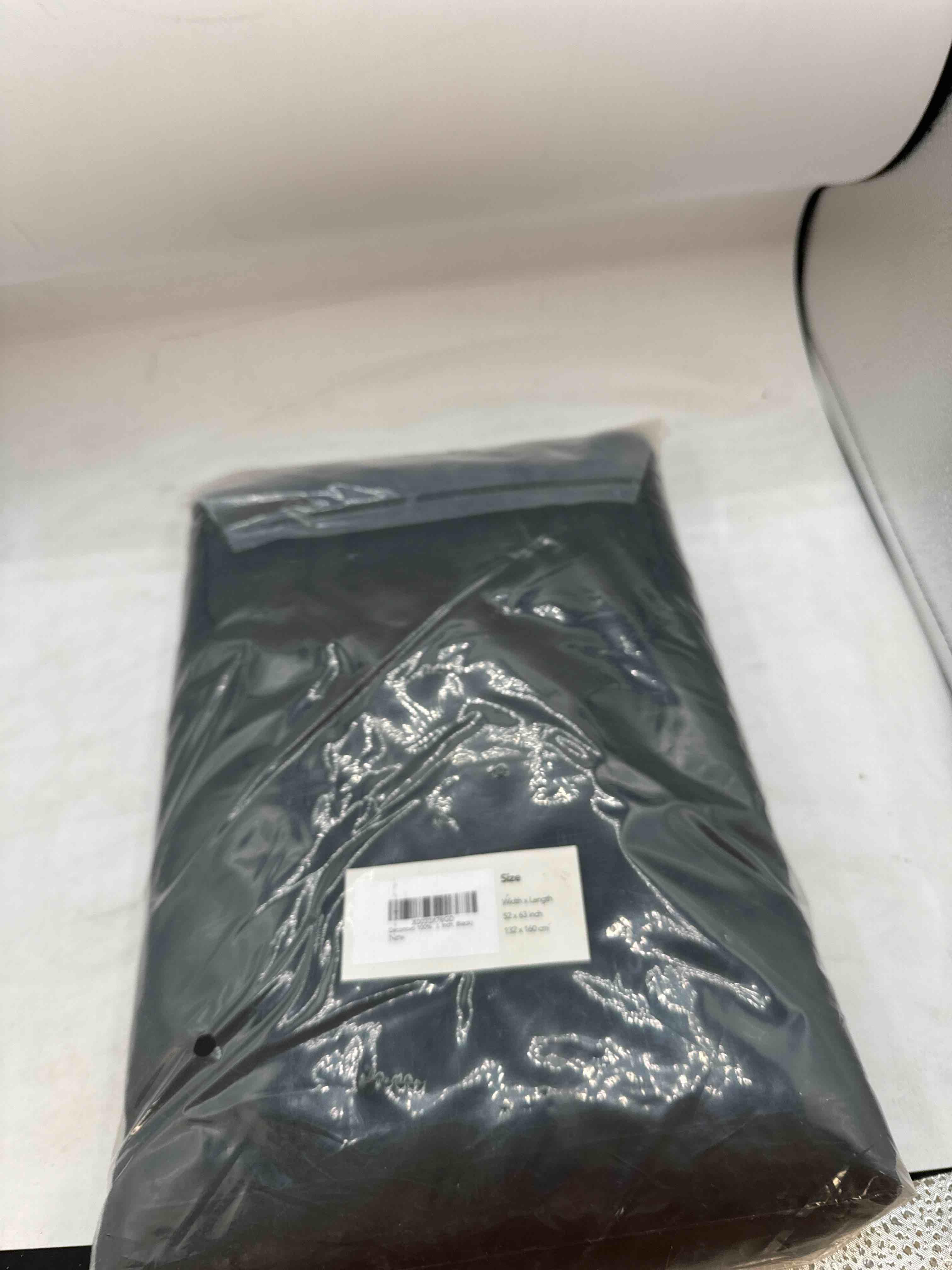 https://s3.amazonaws.com/lotting-images-prod/phillipi/RED5132507_1715357350526.jpeg