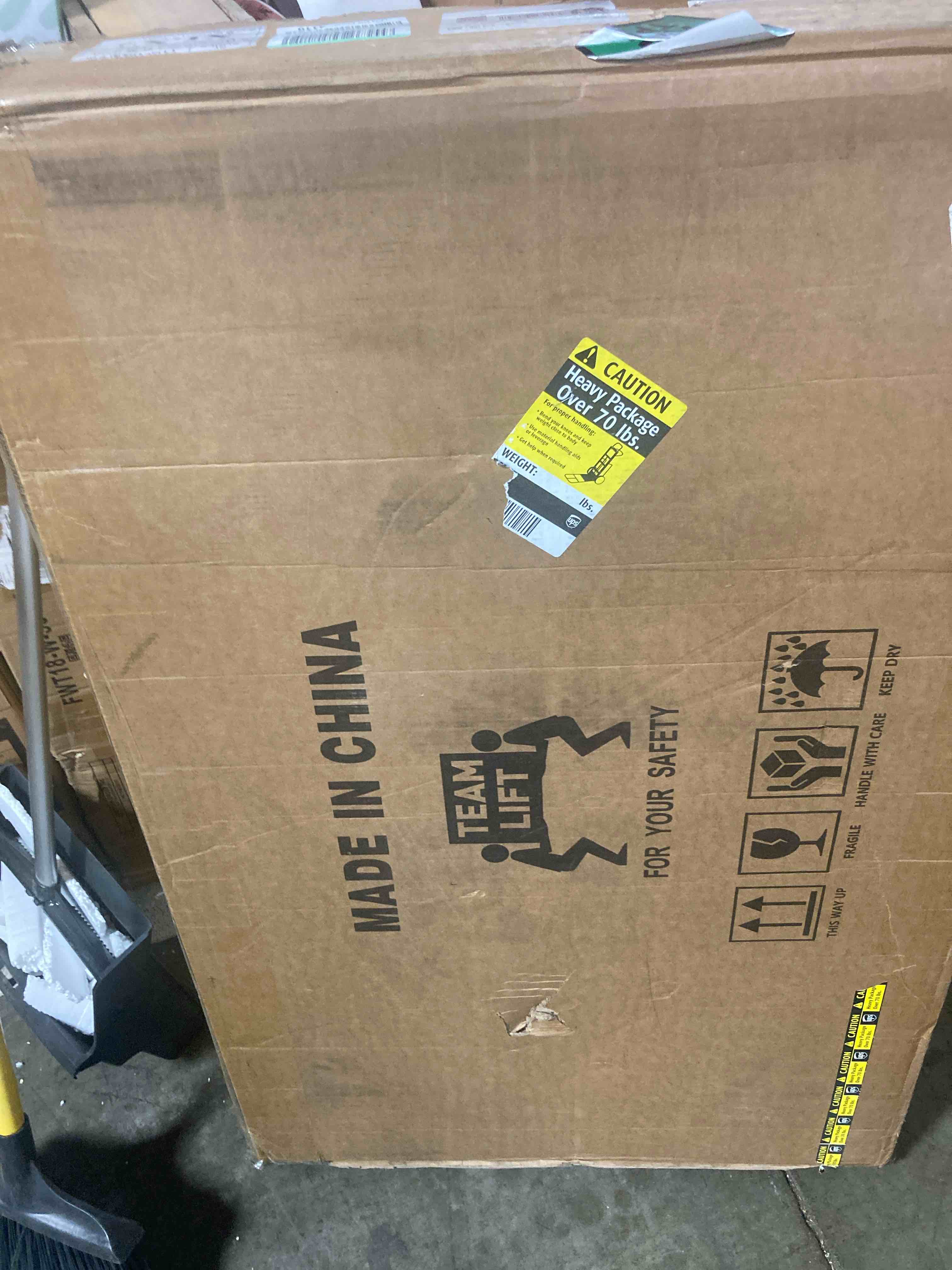 https://s3.amazonaws.com/lotting-images-prod/phillipi/RED5133493_1708707255034.jpeg
