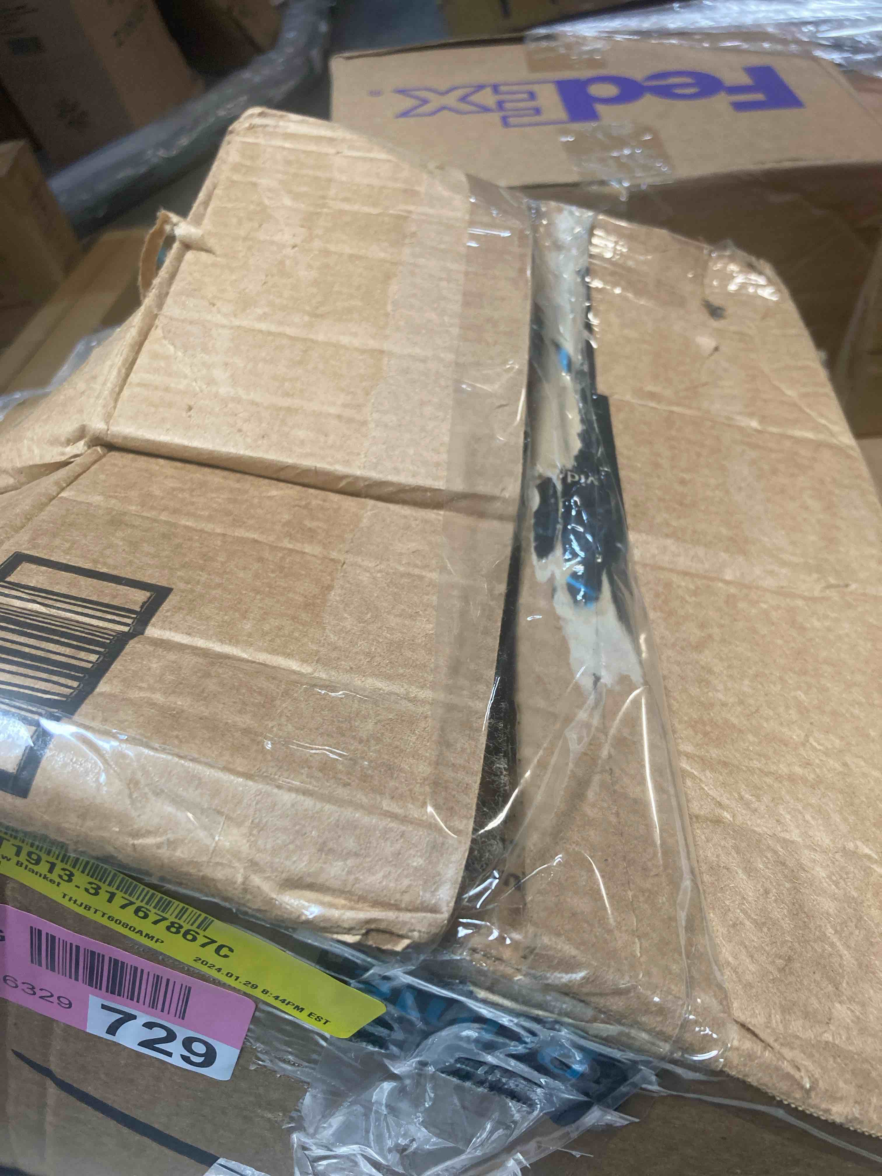 https://s3.amazonaws.com/lotting-images-prod/phillipi/RED5133498_1708709426306.jpeg