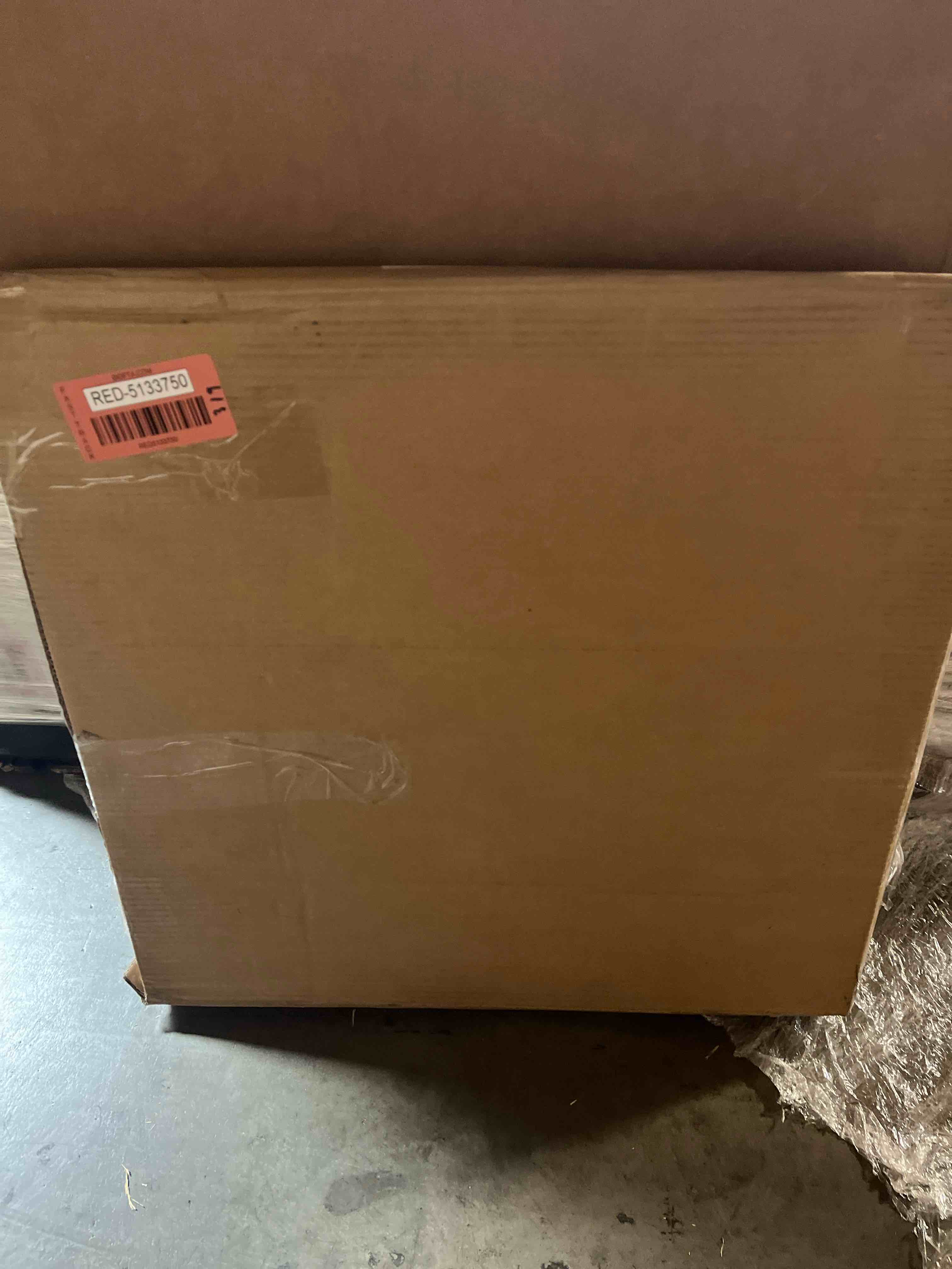 https://s3.amazonaws.com/lotting-images-prod/phillipi/RED5133750_1709139330571.jpeg