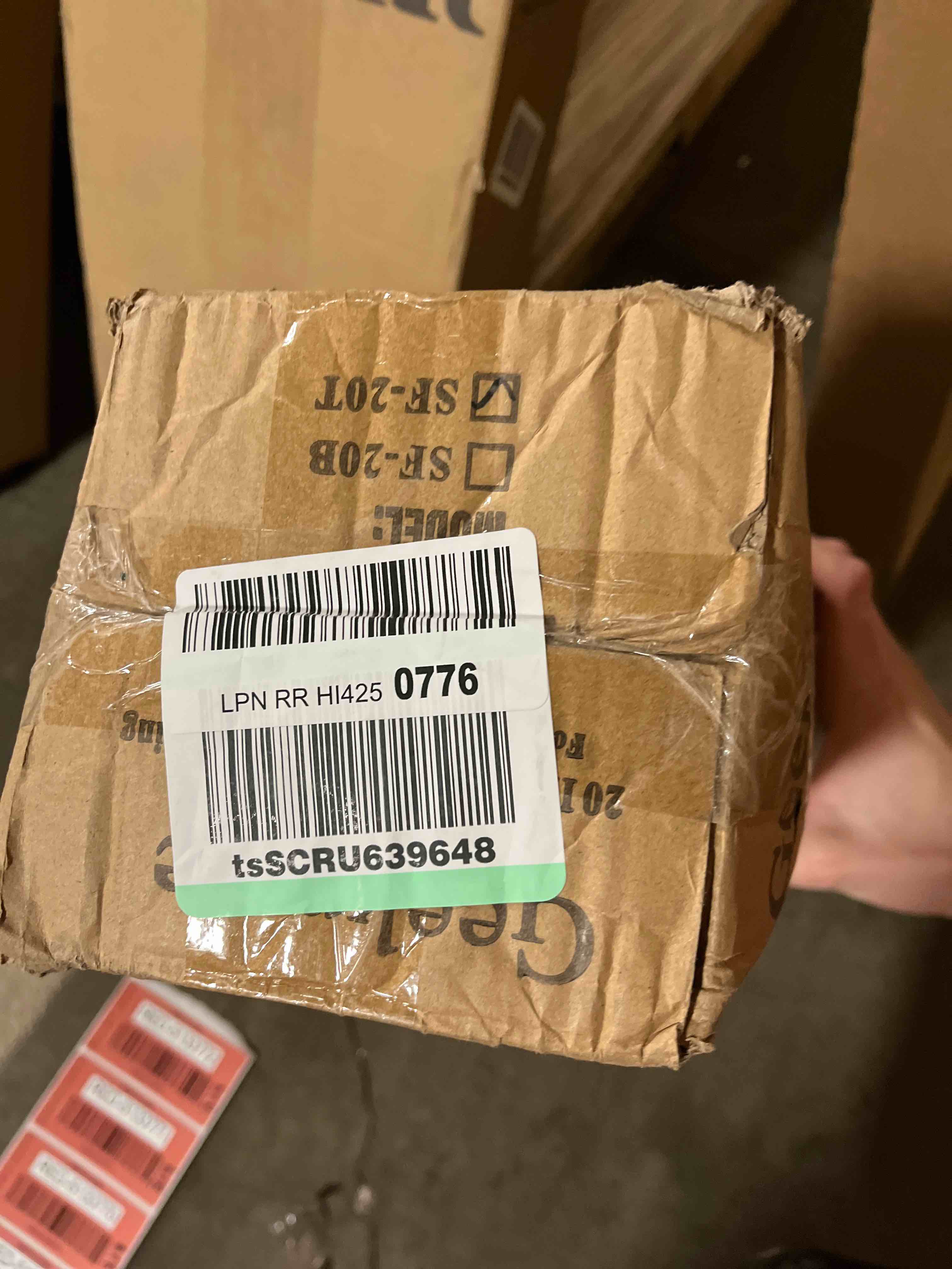 https://s3.amazonaws.com/lotting-images-prod/phillipi/RED5133764_1709145733203.jpeg