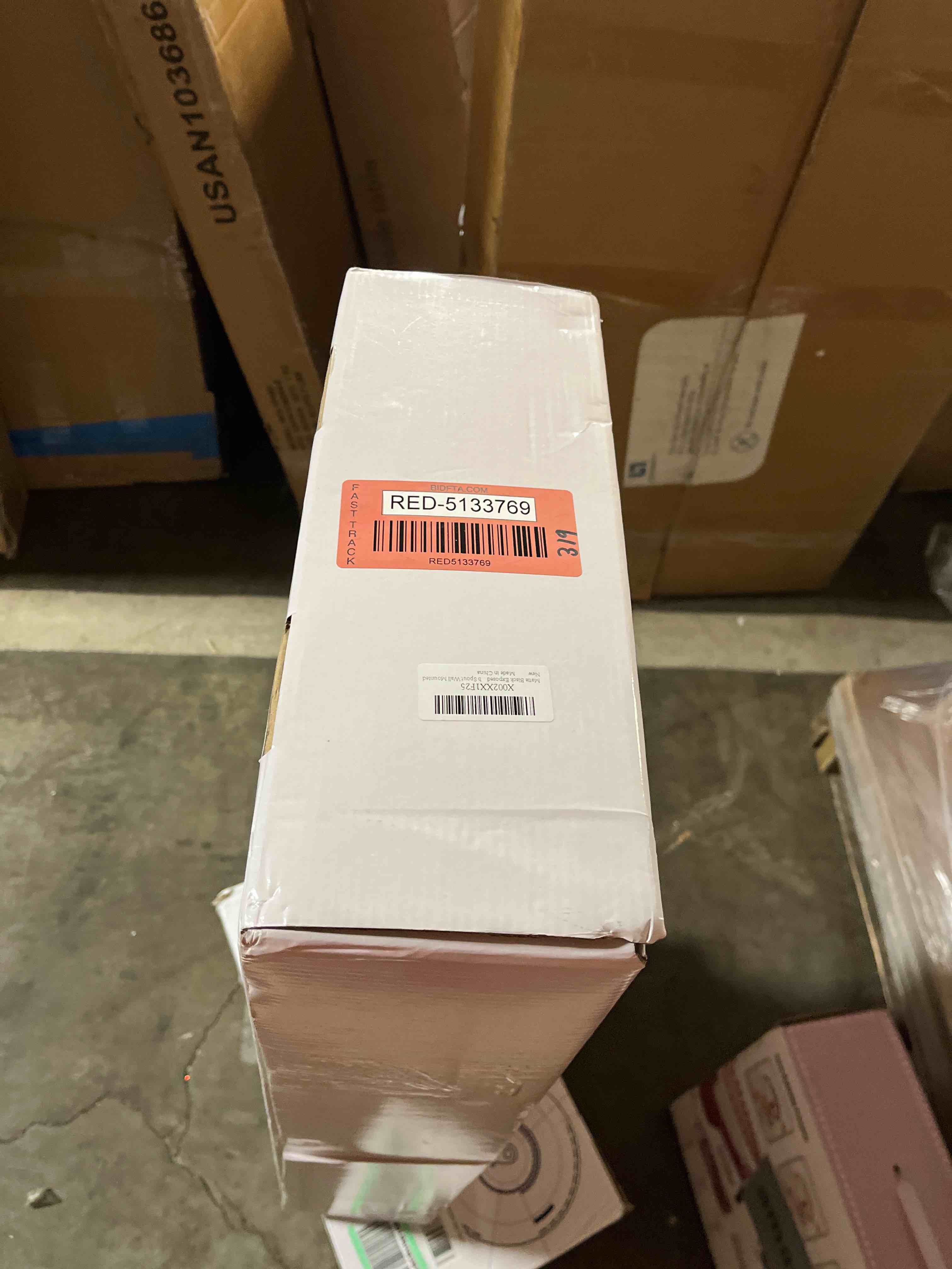 https://s3.amazonaws.com/lotting-images-prod/phillipi/RED5133769_1709146641948.jpeg