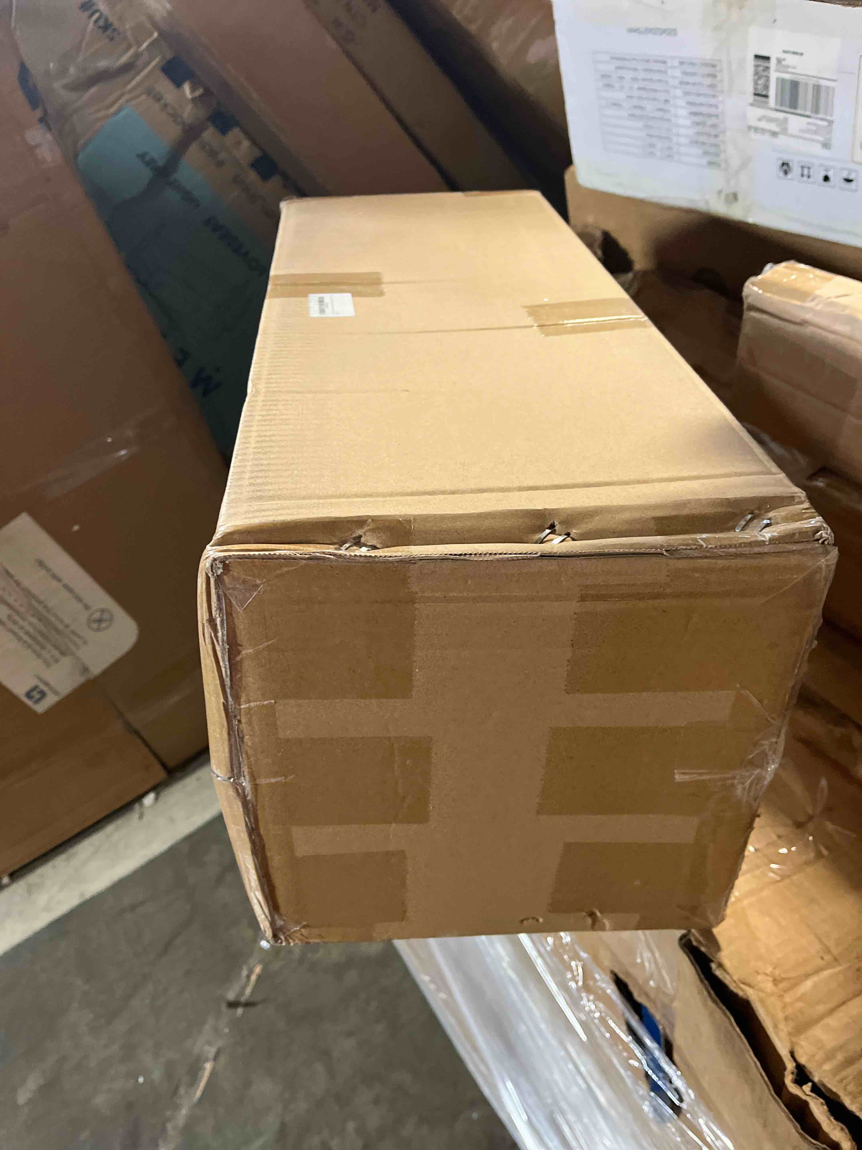 https://s3.amazonaws.com/lotting-images-prod/phillipi/RED5133787_1709149667692.jpeg