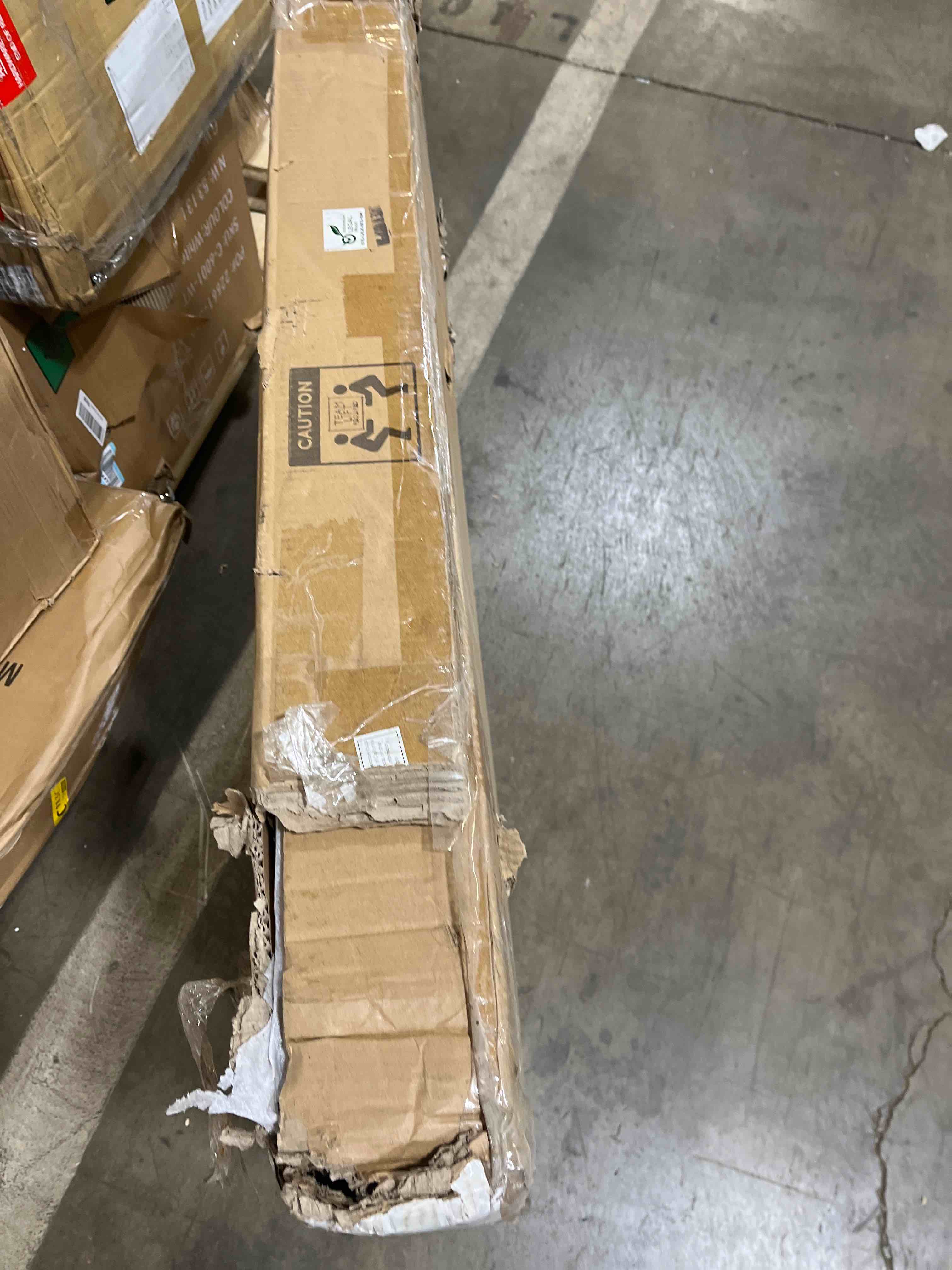 https://s3.amazonaws.com/lotting-images-prod/phillipi/RED5134160_1711133889323.jpeg