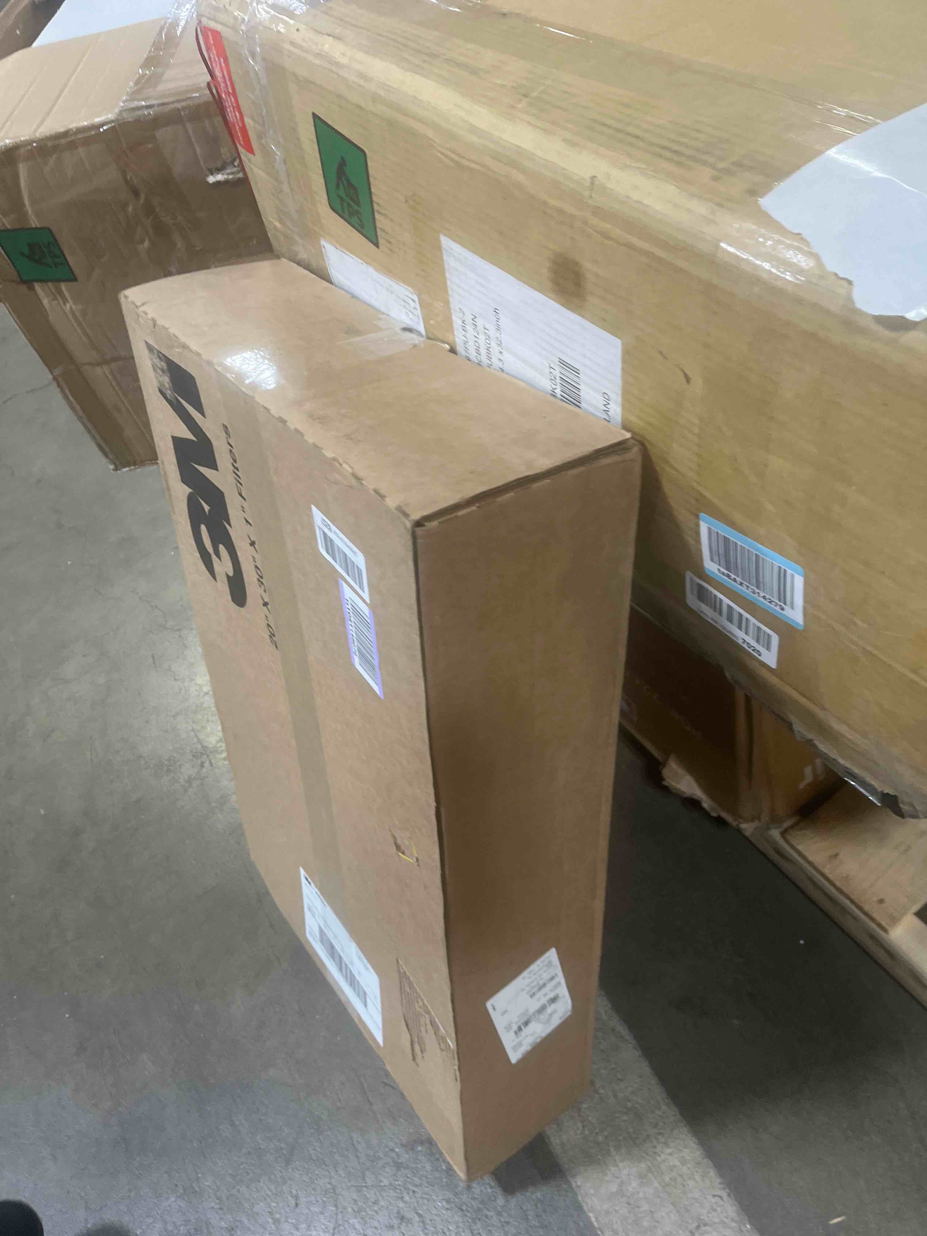 https://s3.amazonaws.com/lotting-images-prod/phillipi/RED5134163_1711134252331.jpeg
