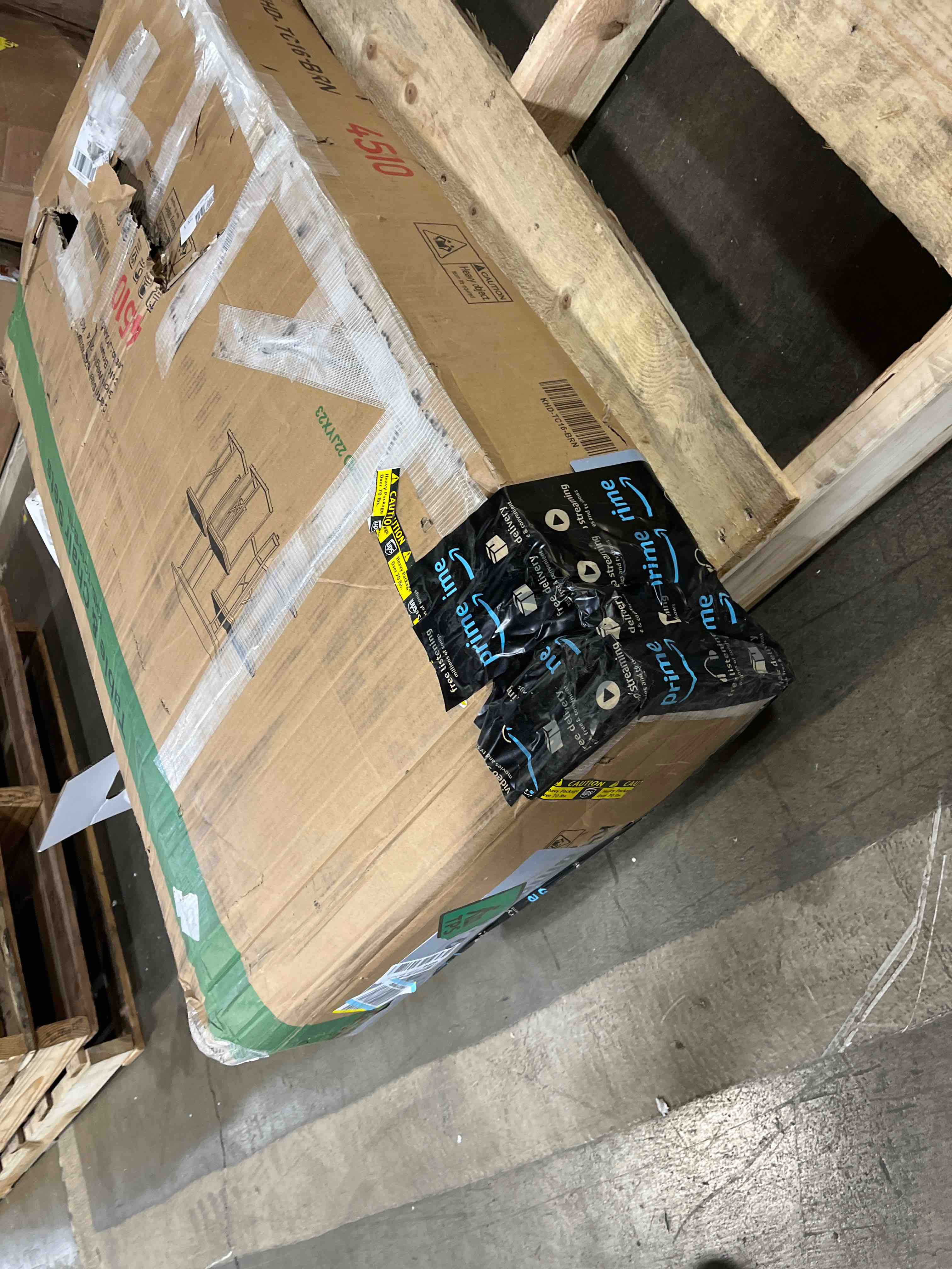 https://s3.amazonaws.com/lotting-images-prod/phillipi/RED5134171_1711136372049.jpeg
