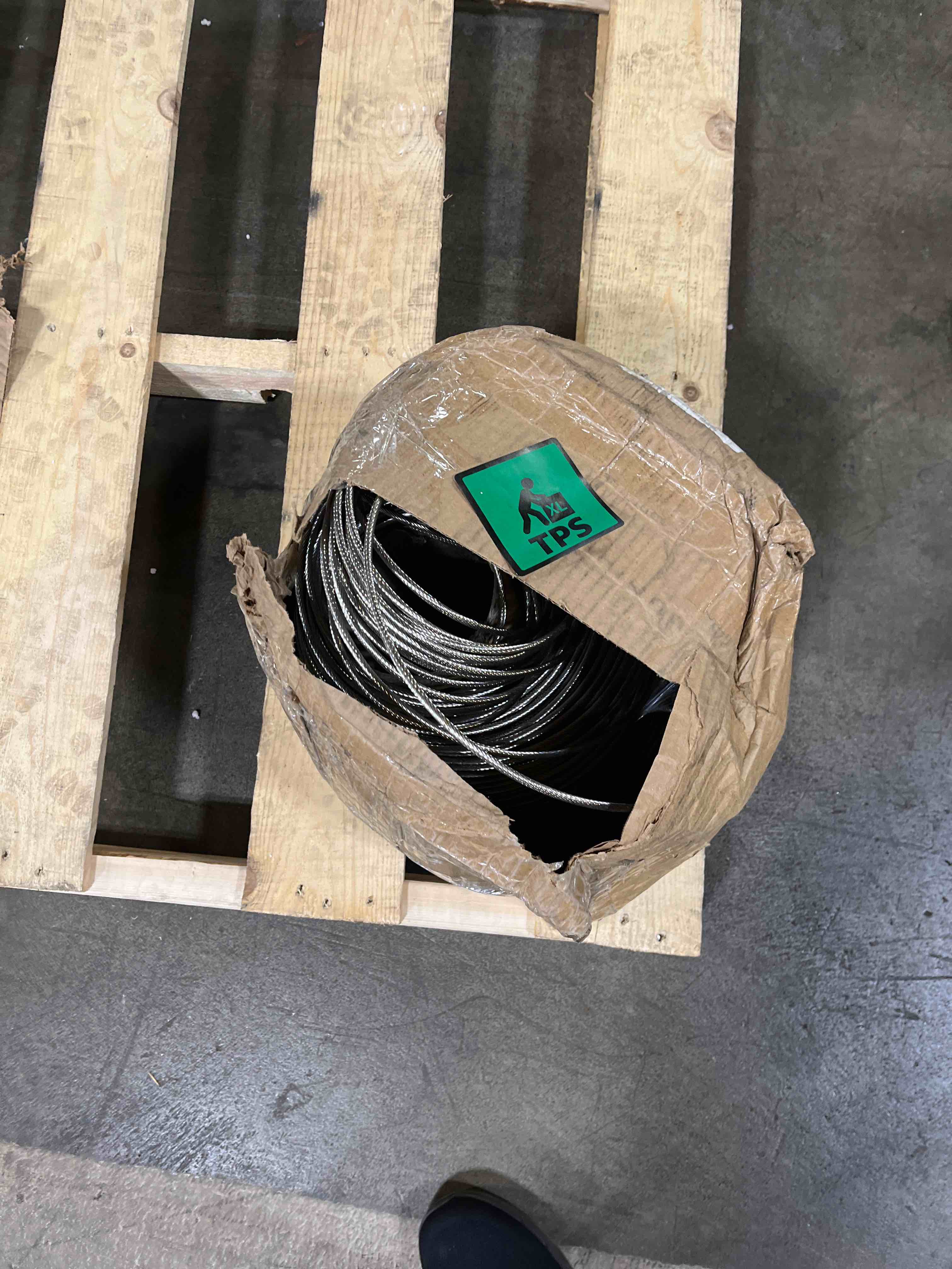 https://s3.amazonaws.com/lotting-images-prod/phillipi/RED5134172_1711136556552.jpeg
