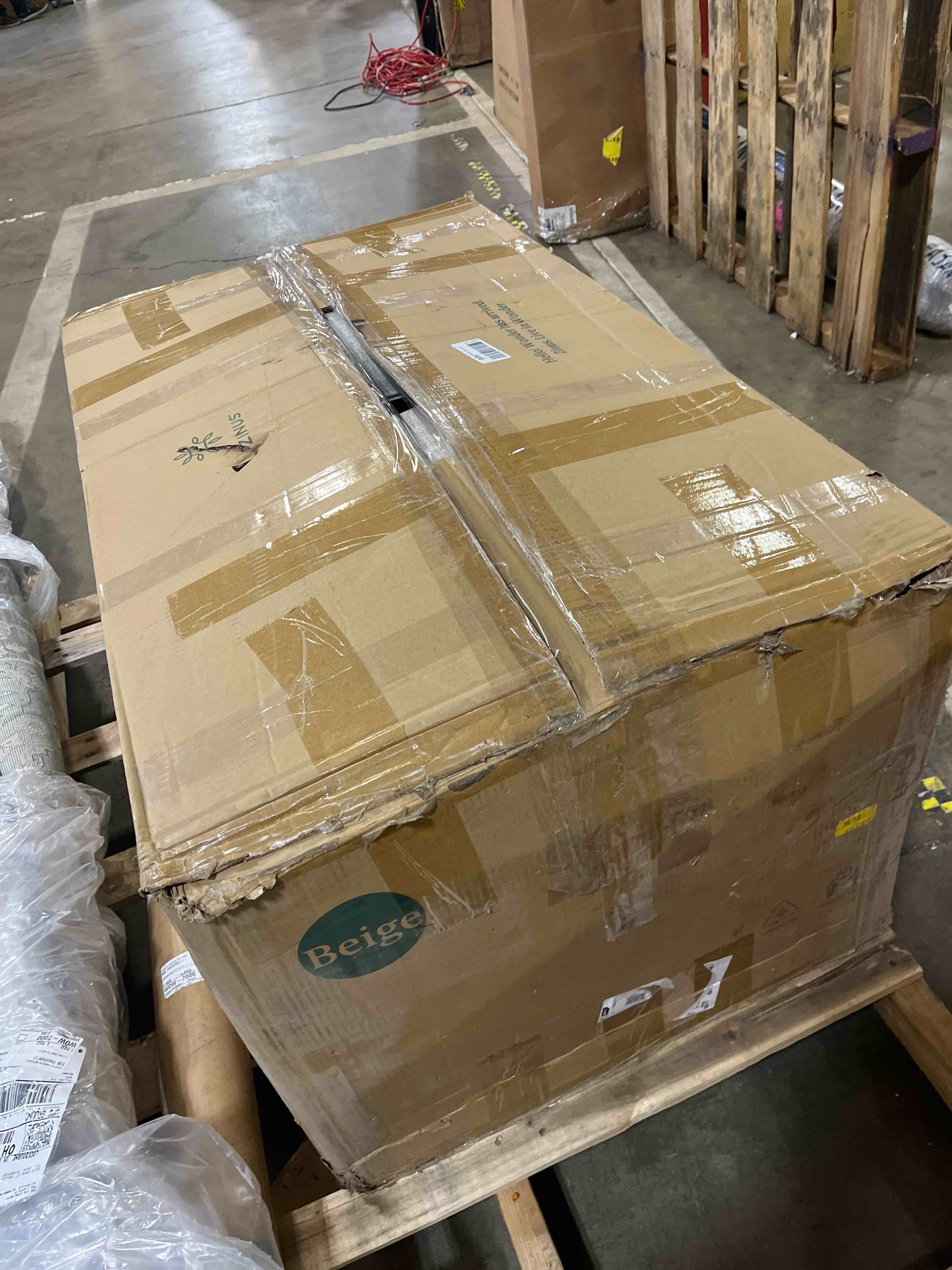 https://s3.amazonaws.com/lotting-images-prod/phillipi/RED5134182_1711138598795.jpeg