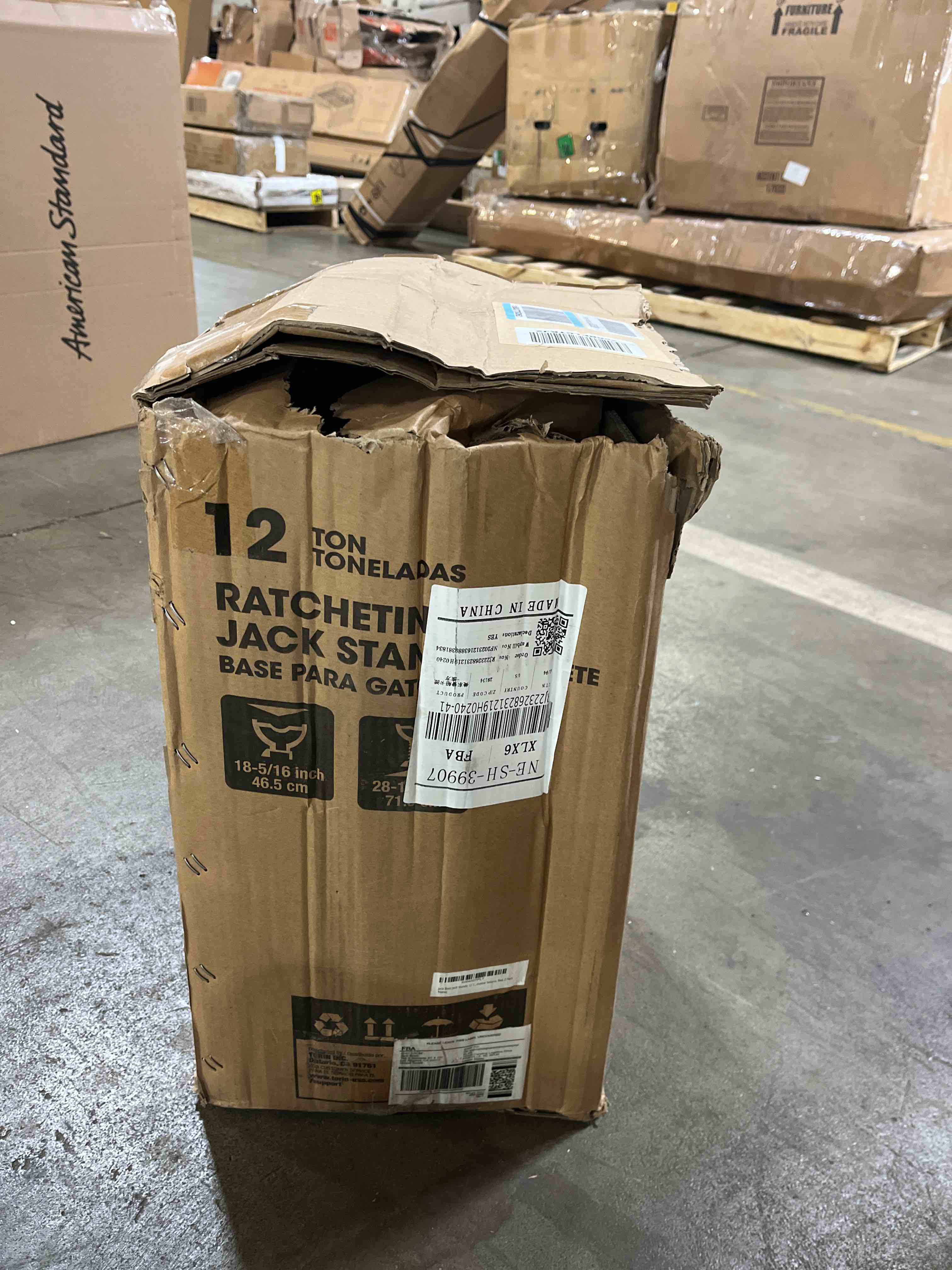 https://s3.amazonaws.com/lotting-images-prod/phillipi/RED5134194_1711463220030.jpeg