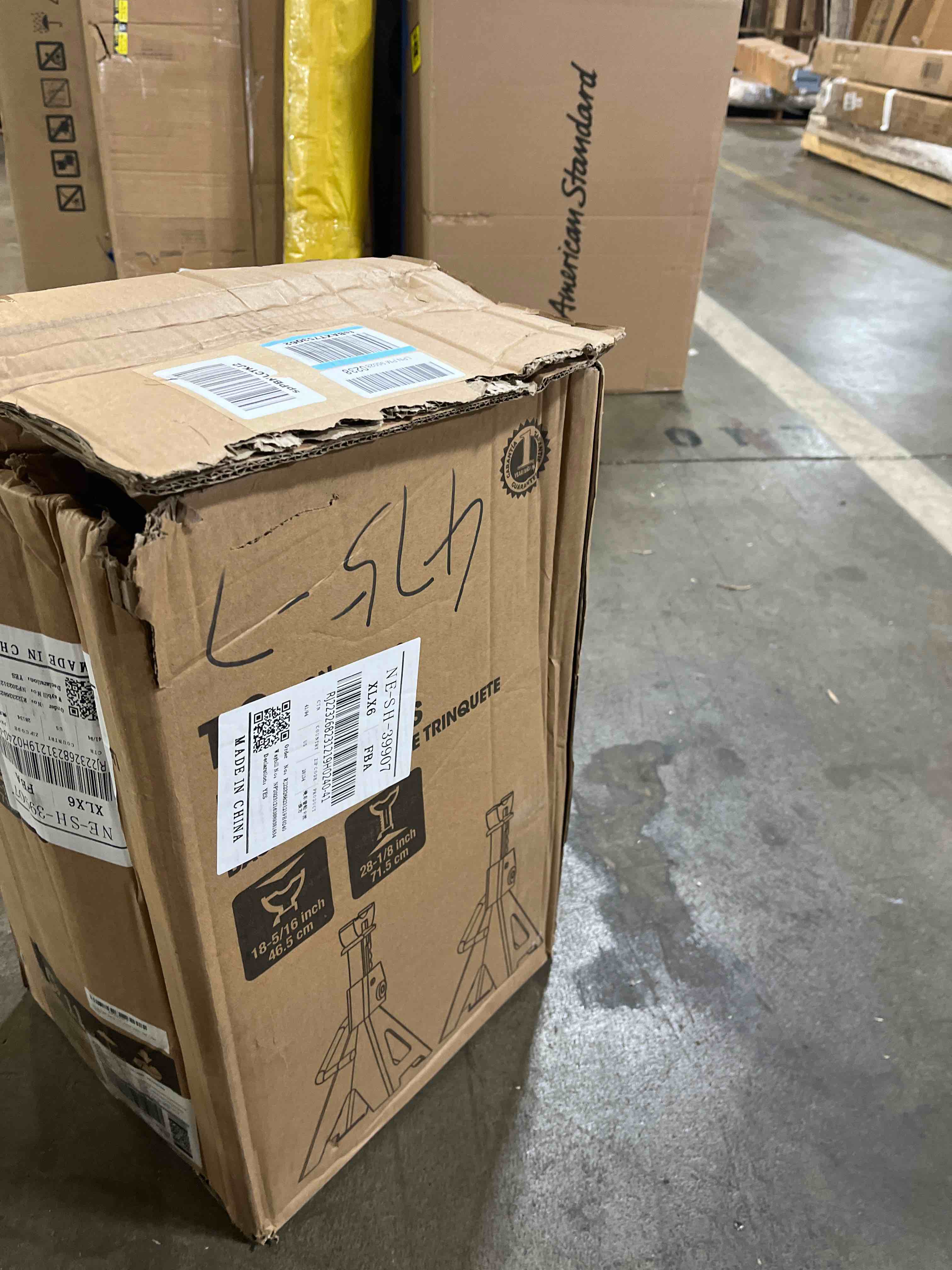 https://s3.amazonaws.com/lotting-images-prod/phillipi/RED5134194_1711463222000.jpeg