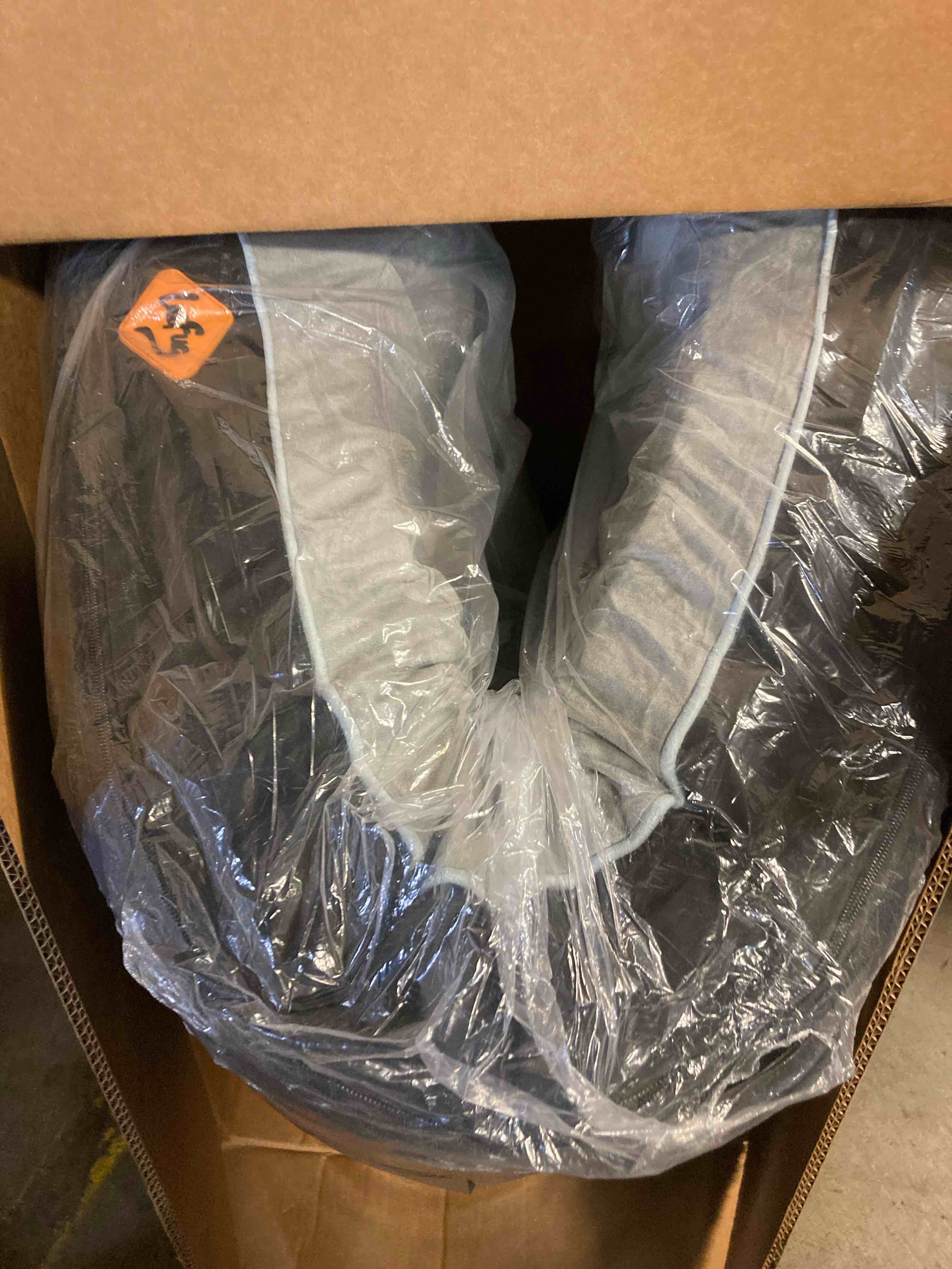 https://s3.amazonaws.com/lotting-images-prod/phillipi/RED5134411_1711561509129.jpeg