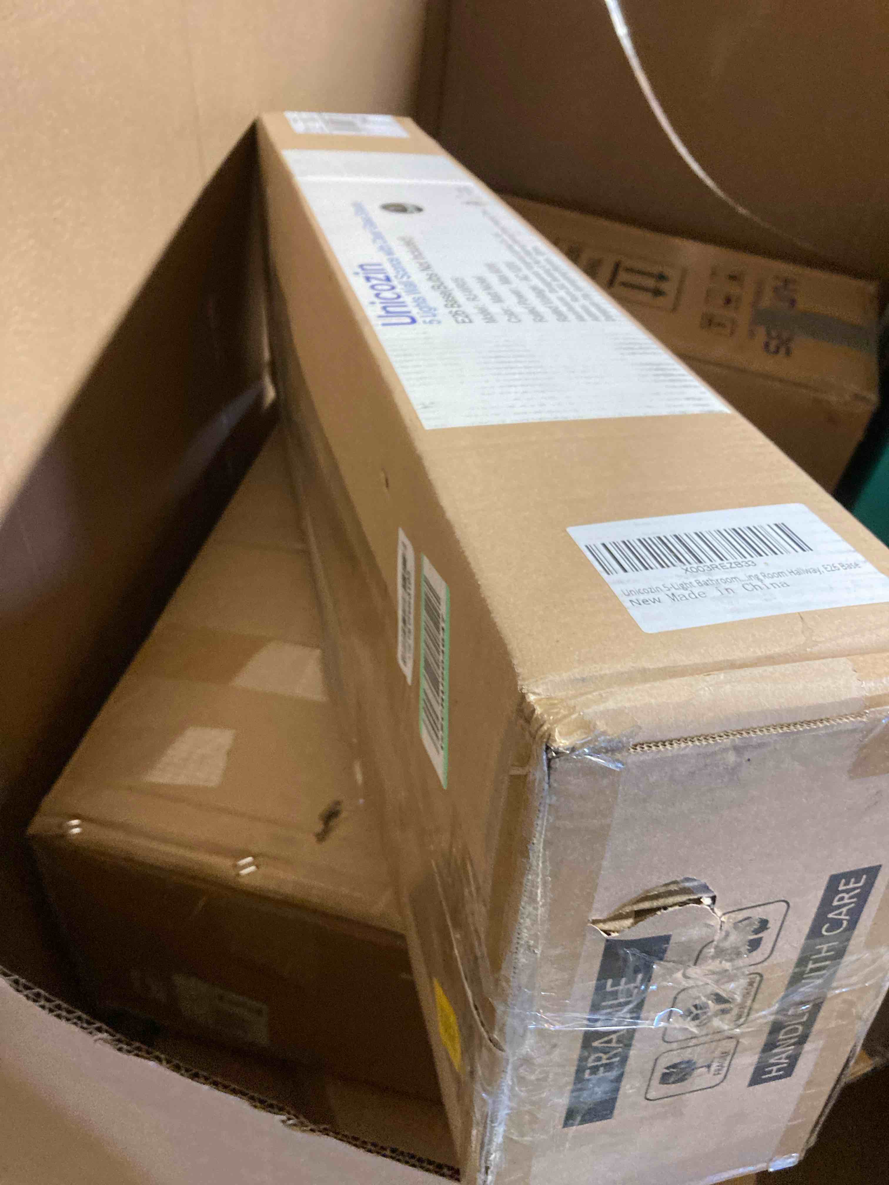 https://s3.amazonaws.com/lotting-images-prod/phillipi/RED5134416_1711562106025.jpeg