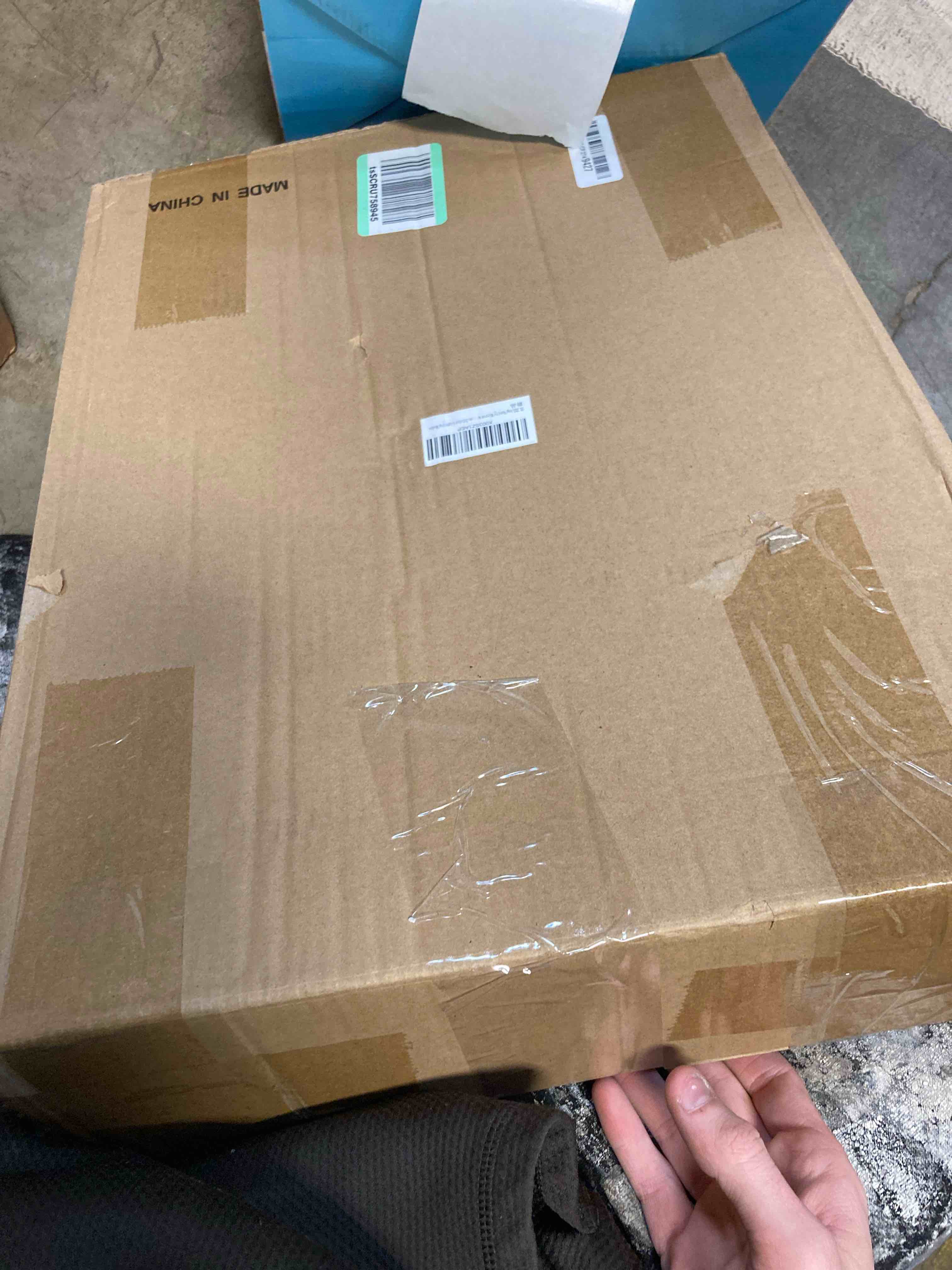 https://s3.amazonaws.com/lotting-images-prod/phillipi/RED5134438_1711563997019.jpeg