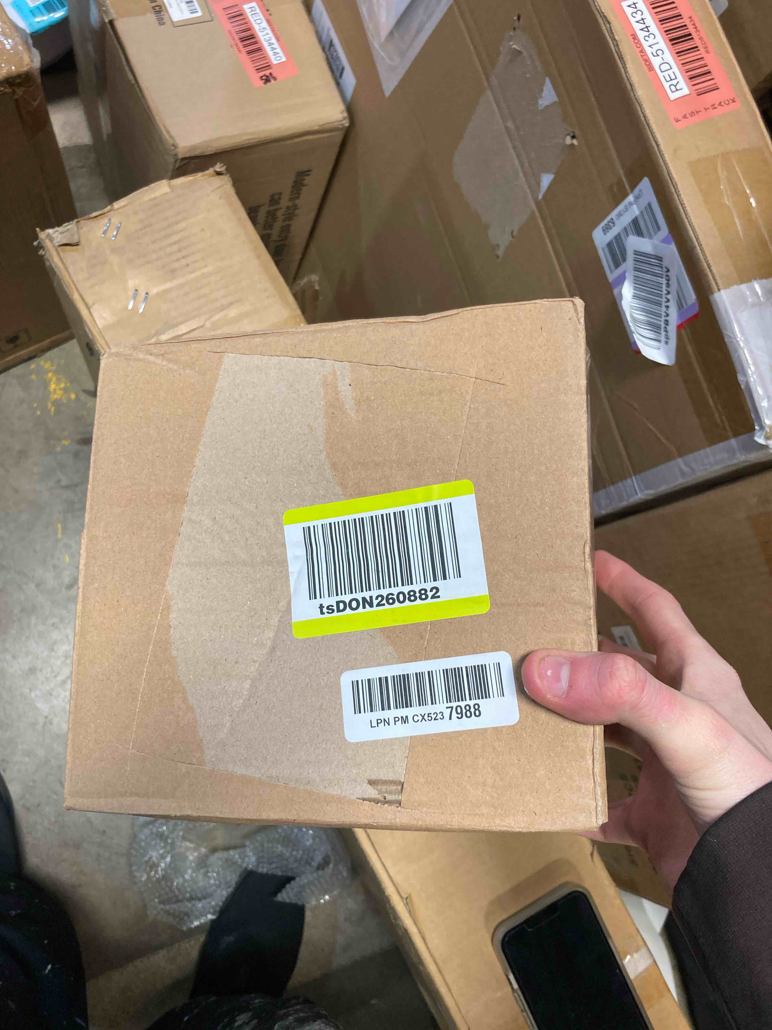 https://s3.amazonaws.com/lotting-images-prod/phillipi/RED5134442_1711565055191.jpeg