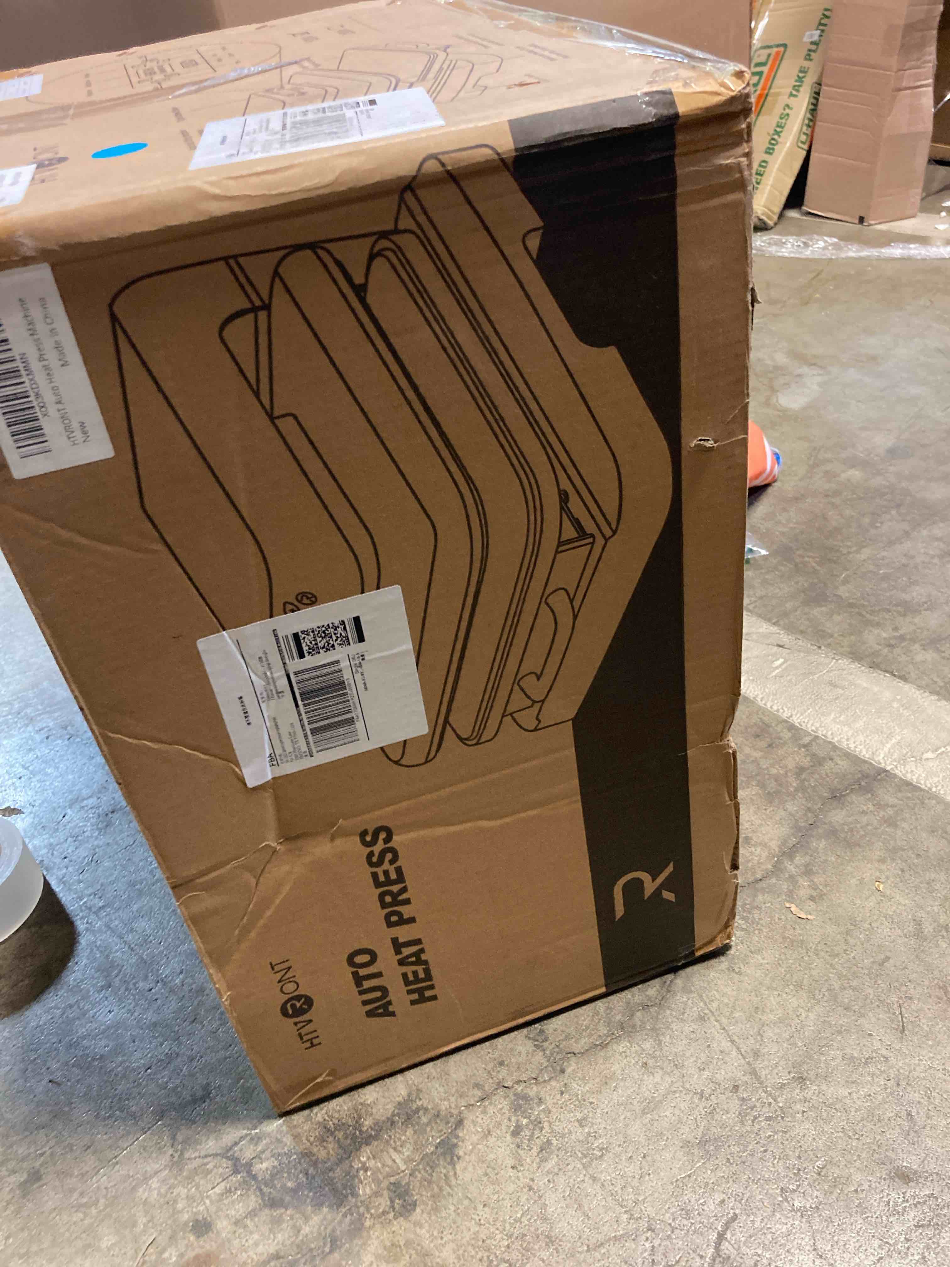 https://s3.amazonaws.com/lotting-images-prod/phillipi/RED5134447_1711565779121.jpeg
