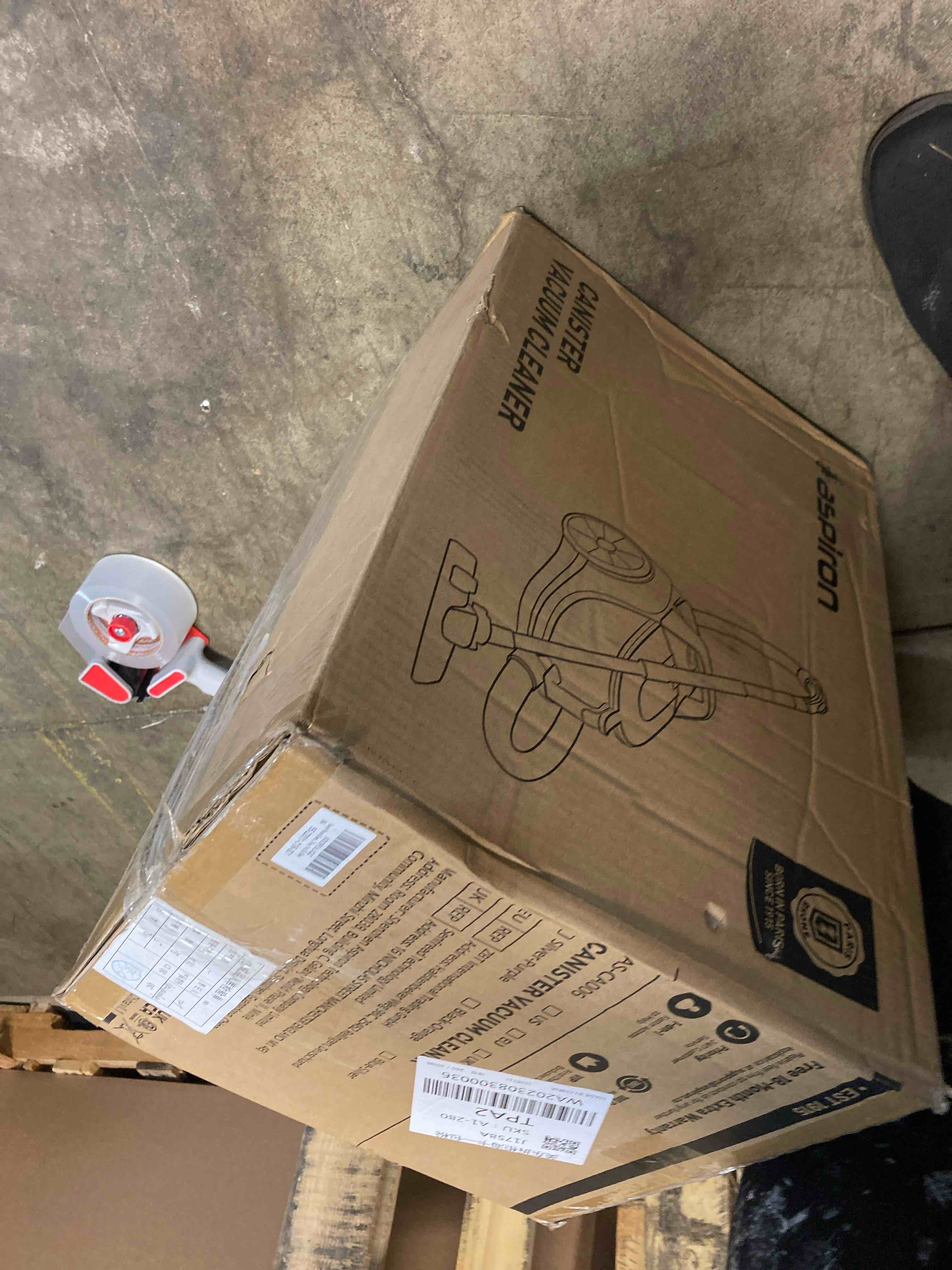 https://s3.amazonaws.com/lotting-images-prod/phillipi/RED5134448_1711566104918.jpeg