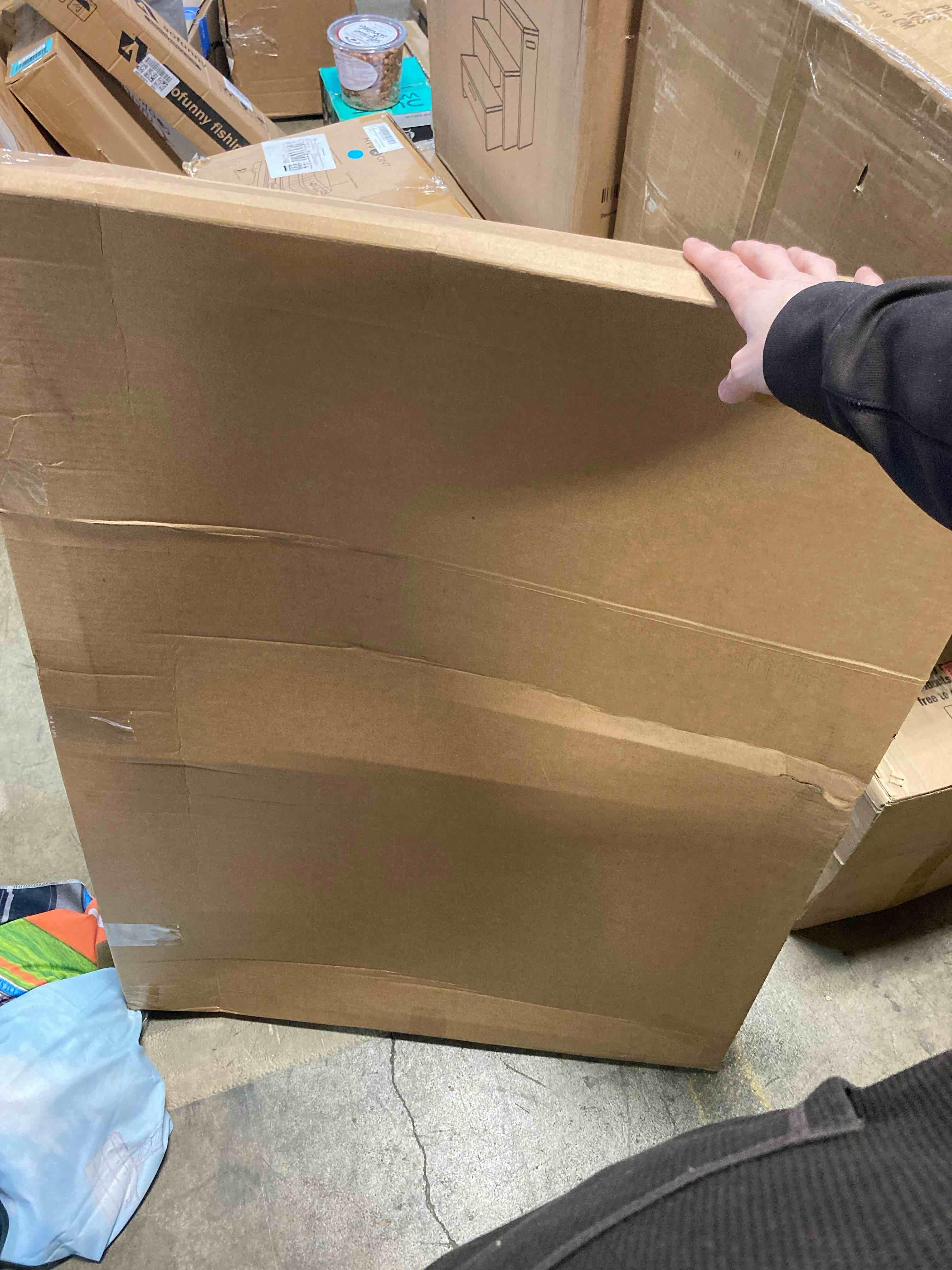 https://s3.amazonaws.com/lotting-images-prod/phillipi/RED5134449_1711566258569.jpeg