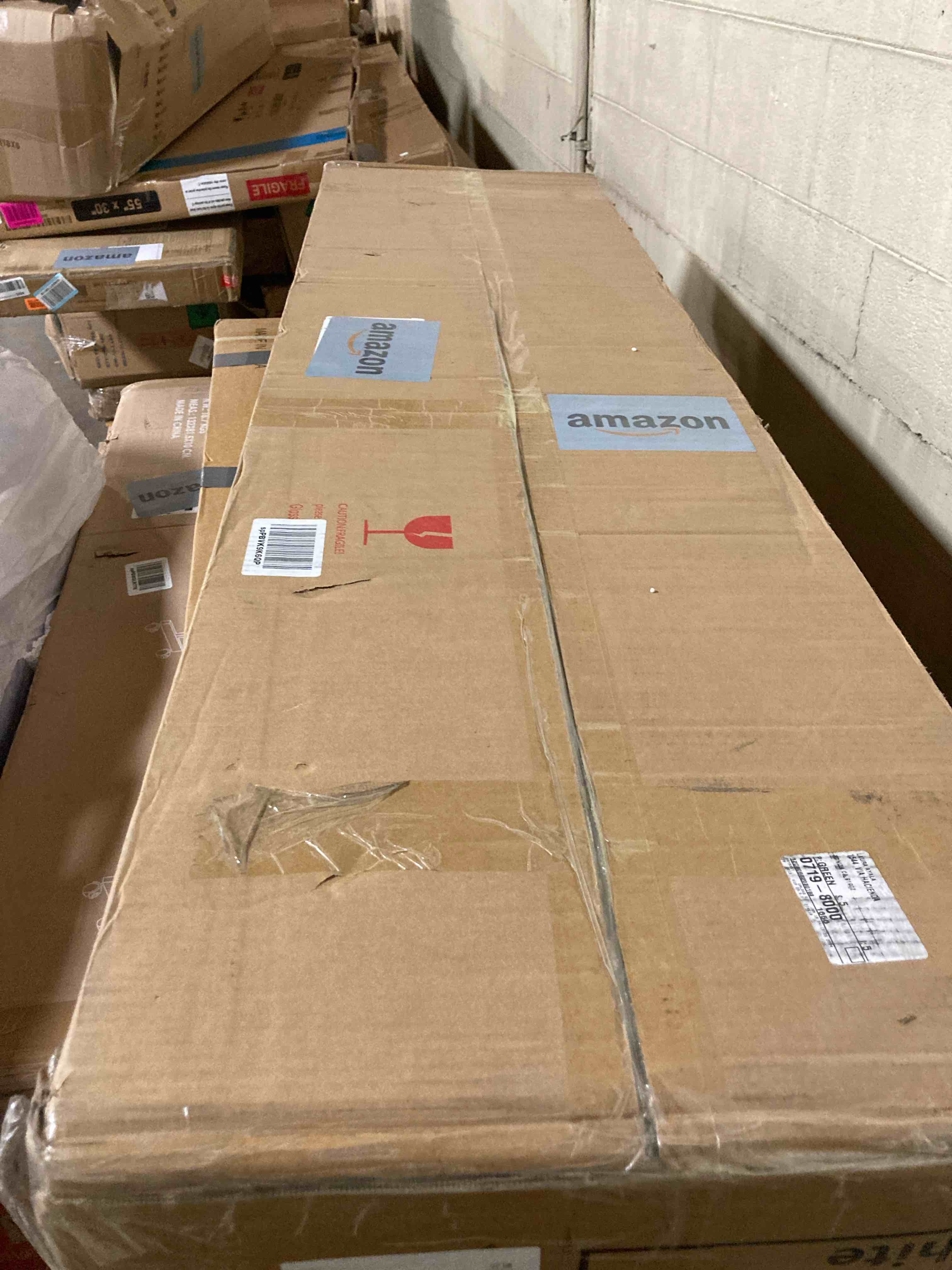 https://s3.amazonaws.com/lotting-images-prod/phillipi/RED5134700_1712336048433.jpeg