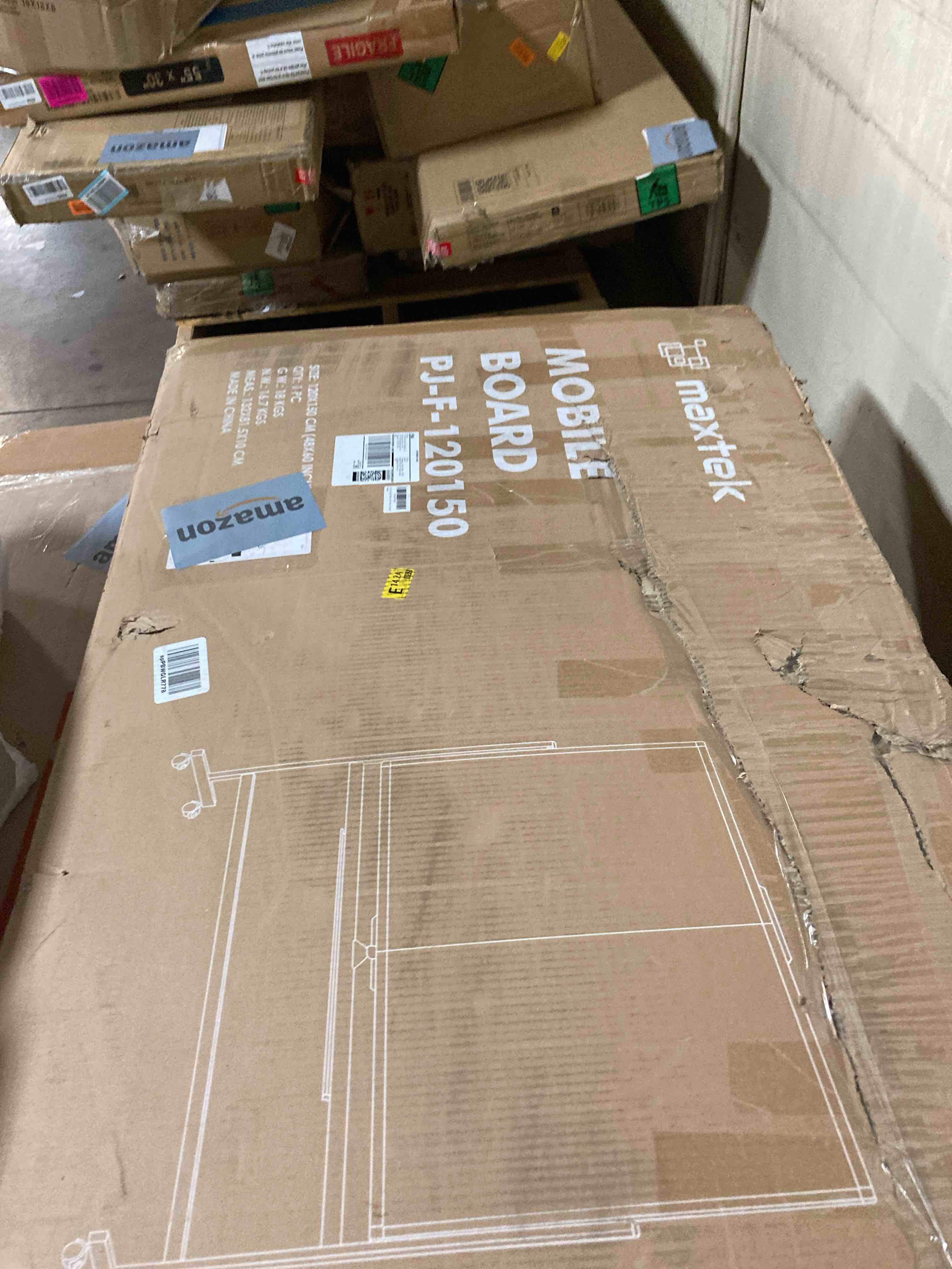 https://s3.amazonaws.com/lotting-images-prod/phillipi/RED5134702_1712336278983.jpeg
