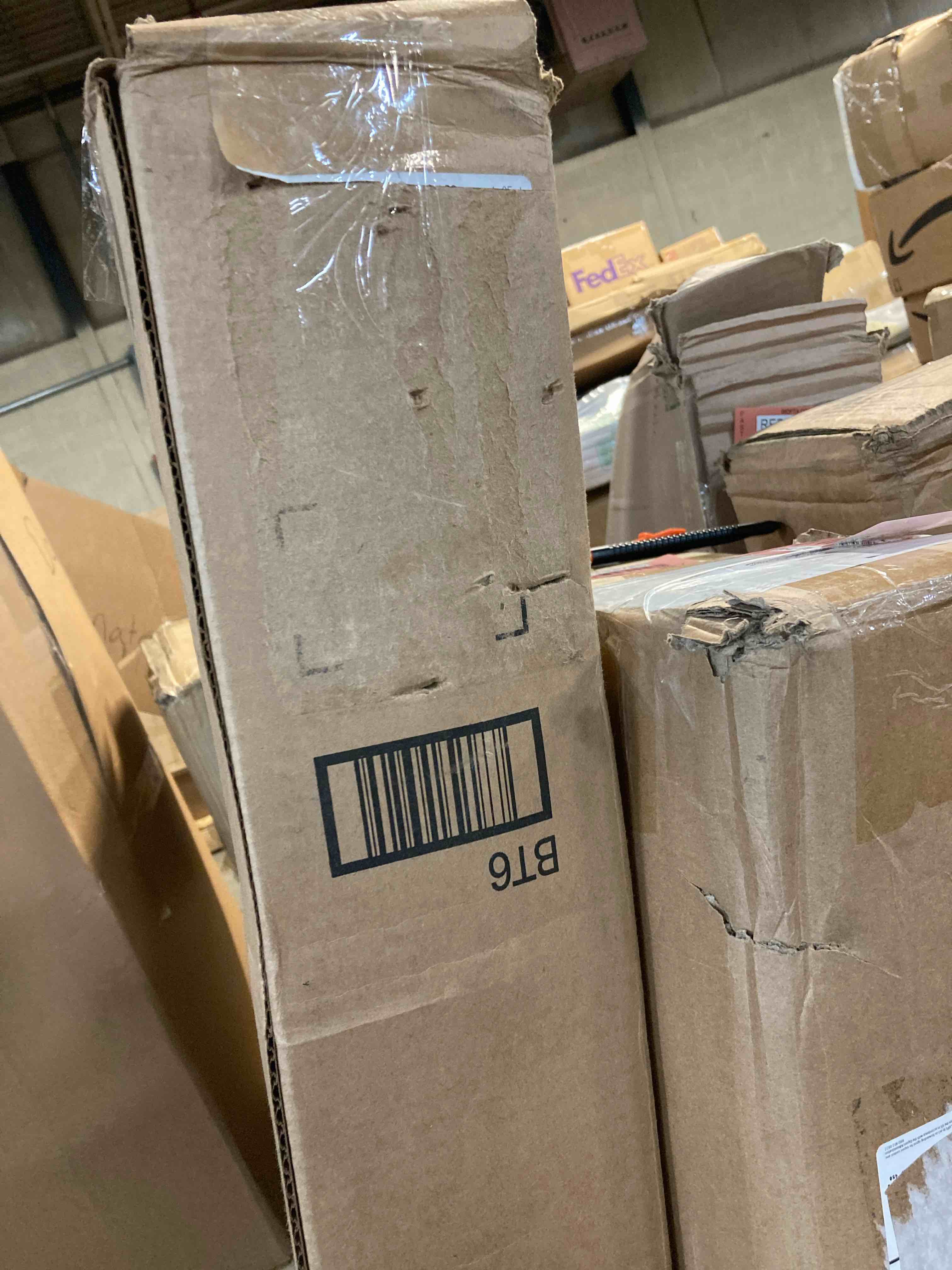 https://s3.amazonaws.com/lotting-images-prod/phillipi/RED5134783_1712601756455.jpeg