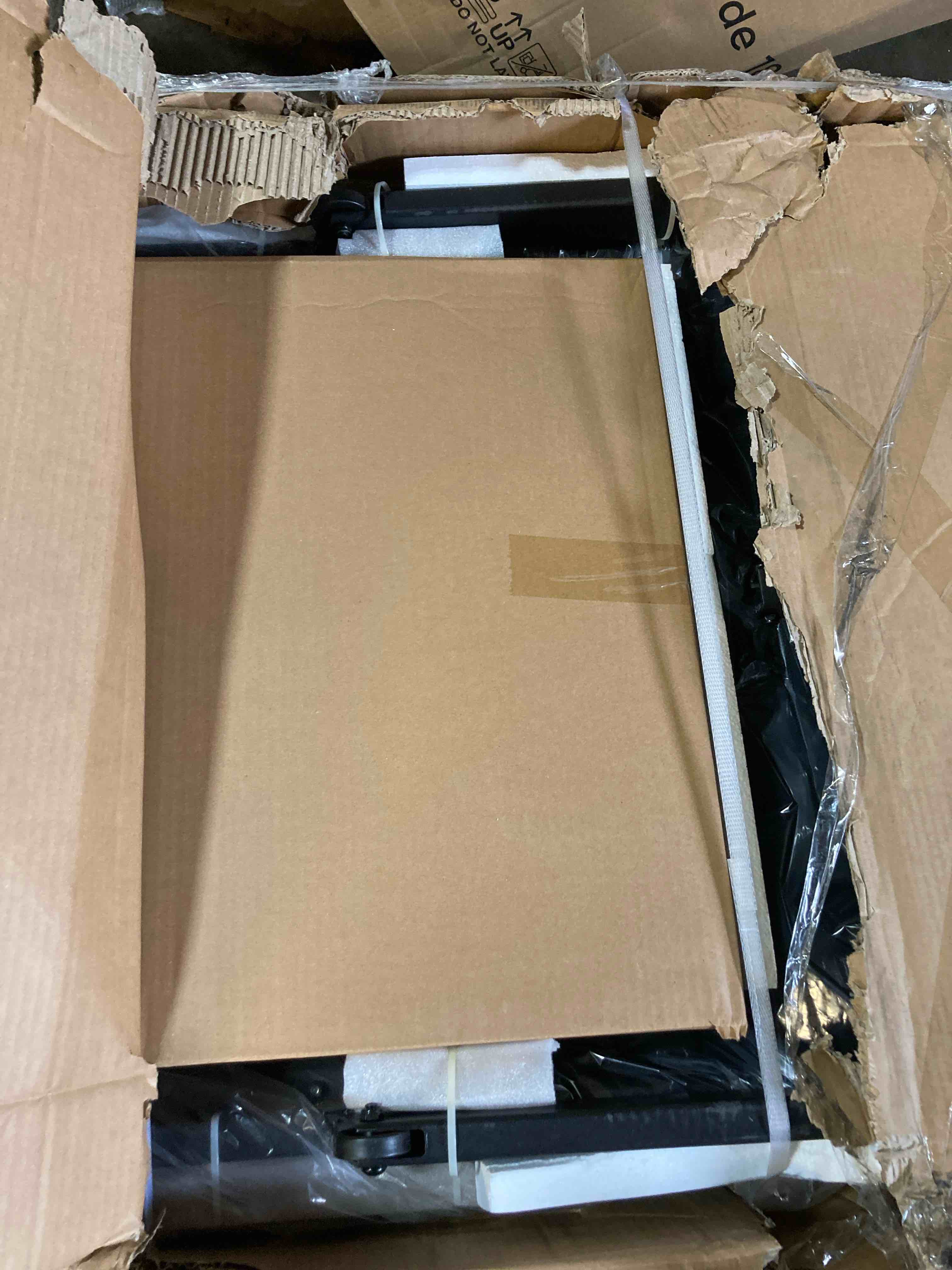 https://s3.amazonaws.com/lotting-images-prod/phillipi/RED5134901_1713972459726.jpeg