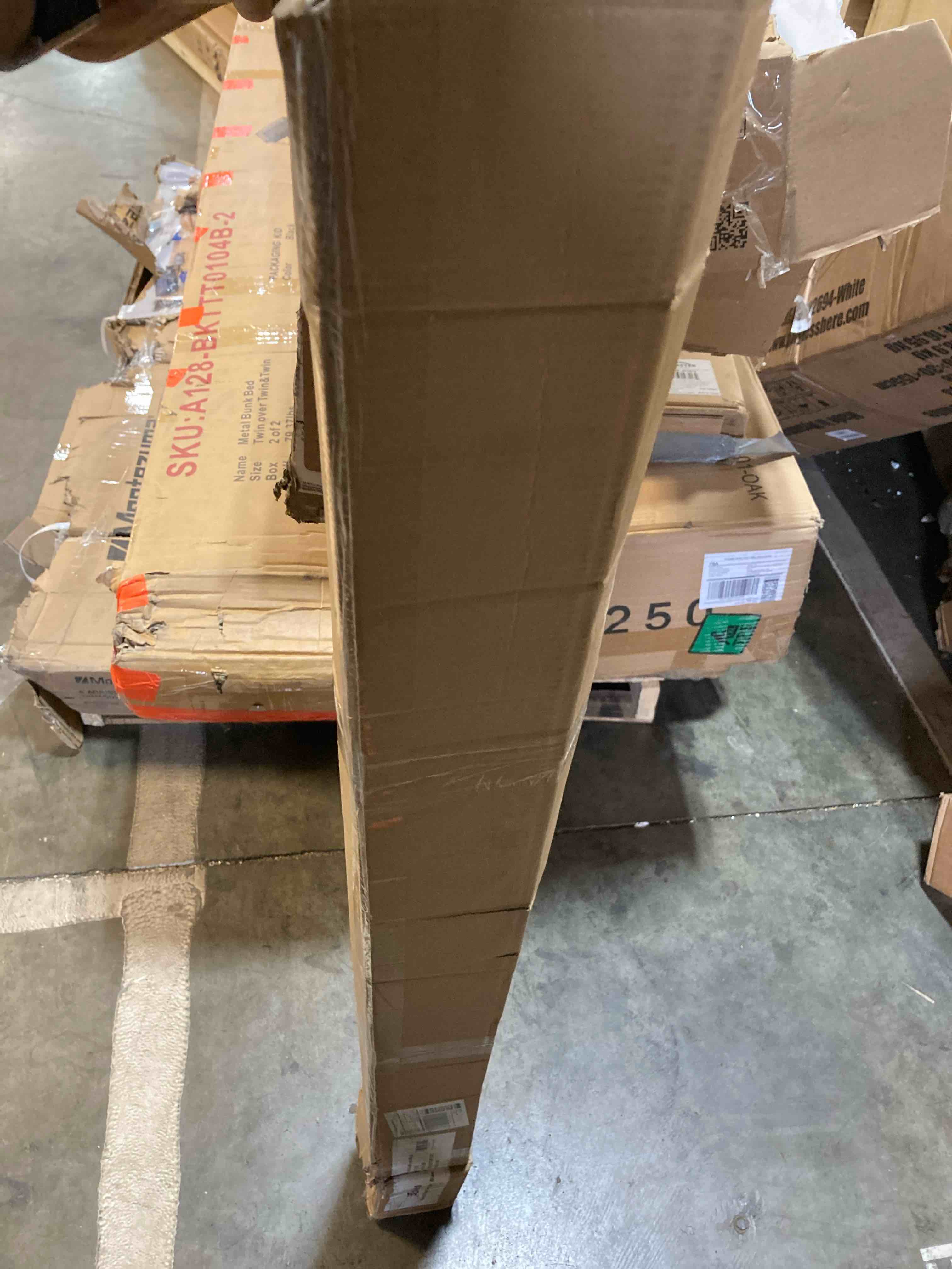 https://s3.amazonaws.com/lotting-images-prod/phillipi/RED5134902_1713973009884.jpeg
