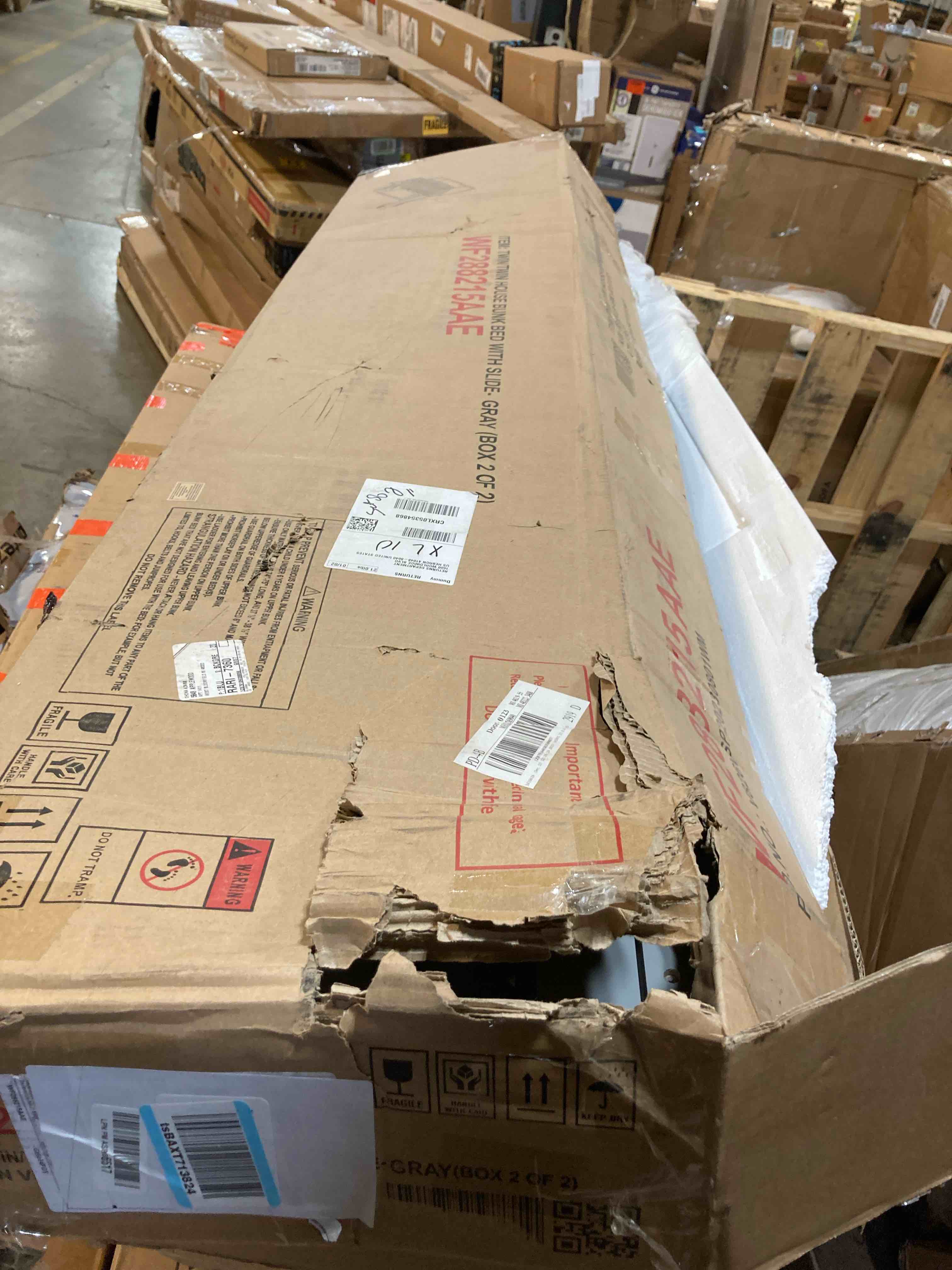 https://s3.amazonaws.com/lotting-images-prod/phillipi/RED5134903_1713973156049.jpeg