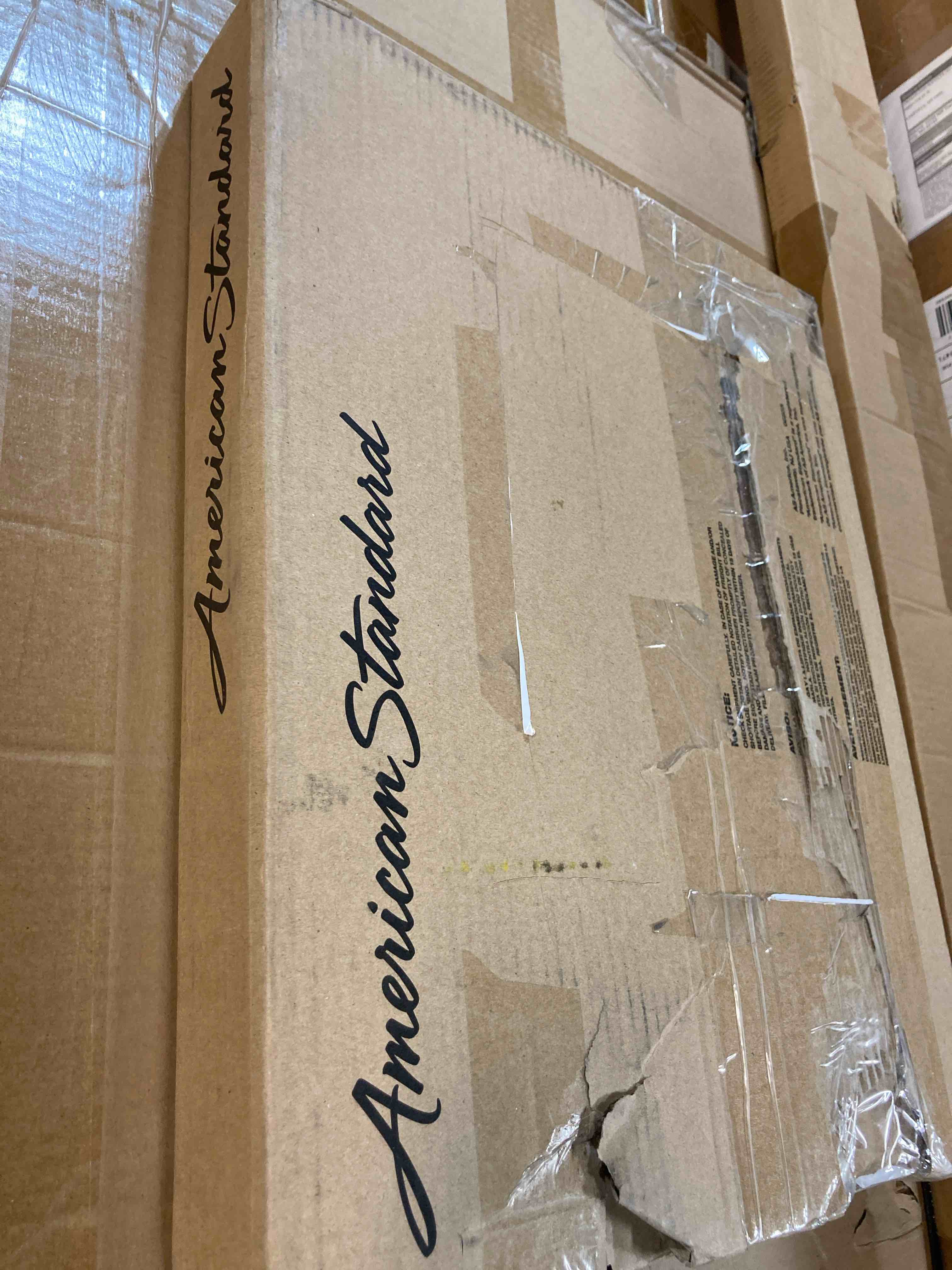 https://s3.amazonaws.com/lotting-images-prod/phillipi/RED5134913_1713975620113.jpeg
