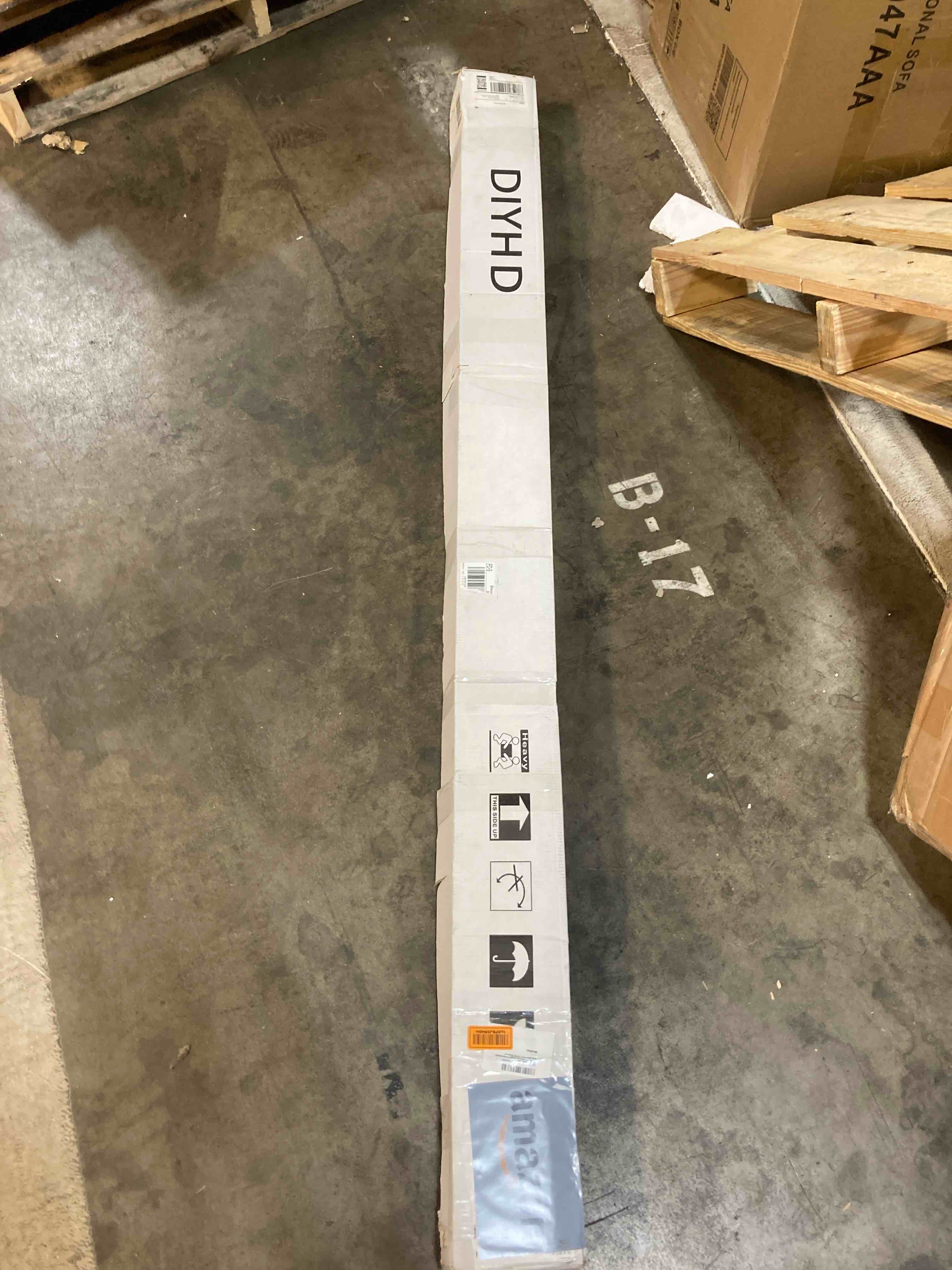 https://s3.amazonaws.com/lotting-images-prod/phillipi/RED5134924_1713978055734.jpeg