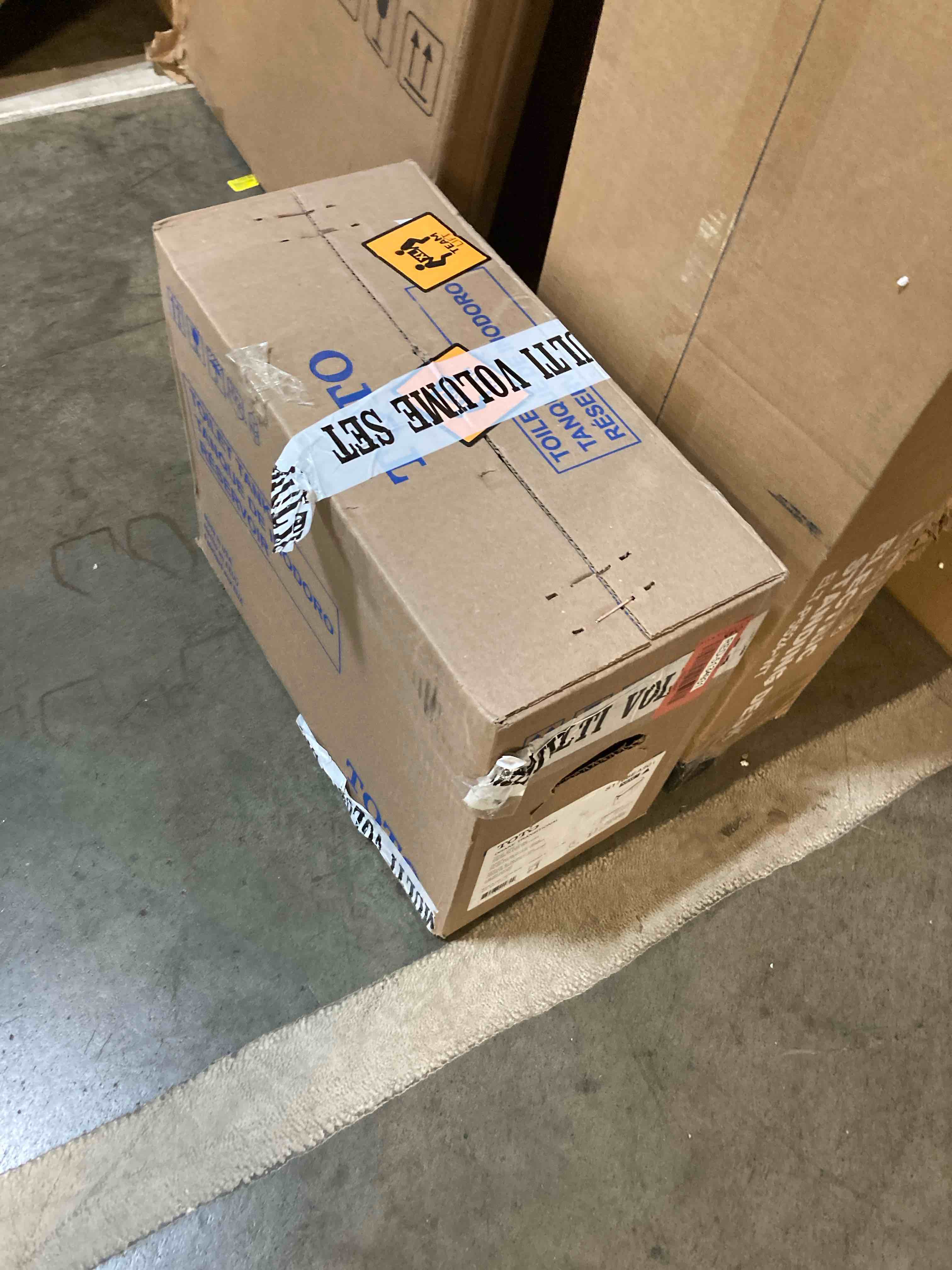 https://s3.amazonaws.com/lotting-images-prod/phillipi/RED5134931_1713979251475.jpeg