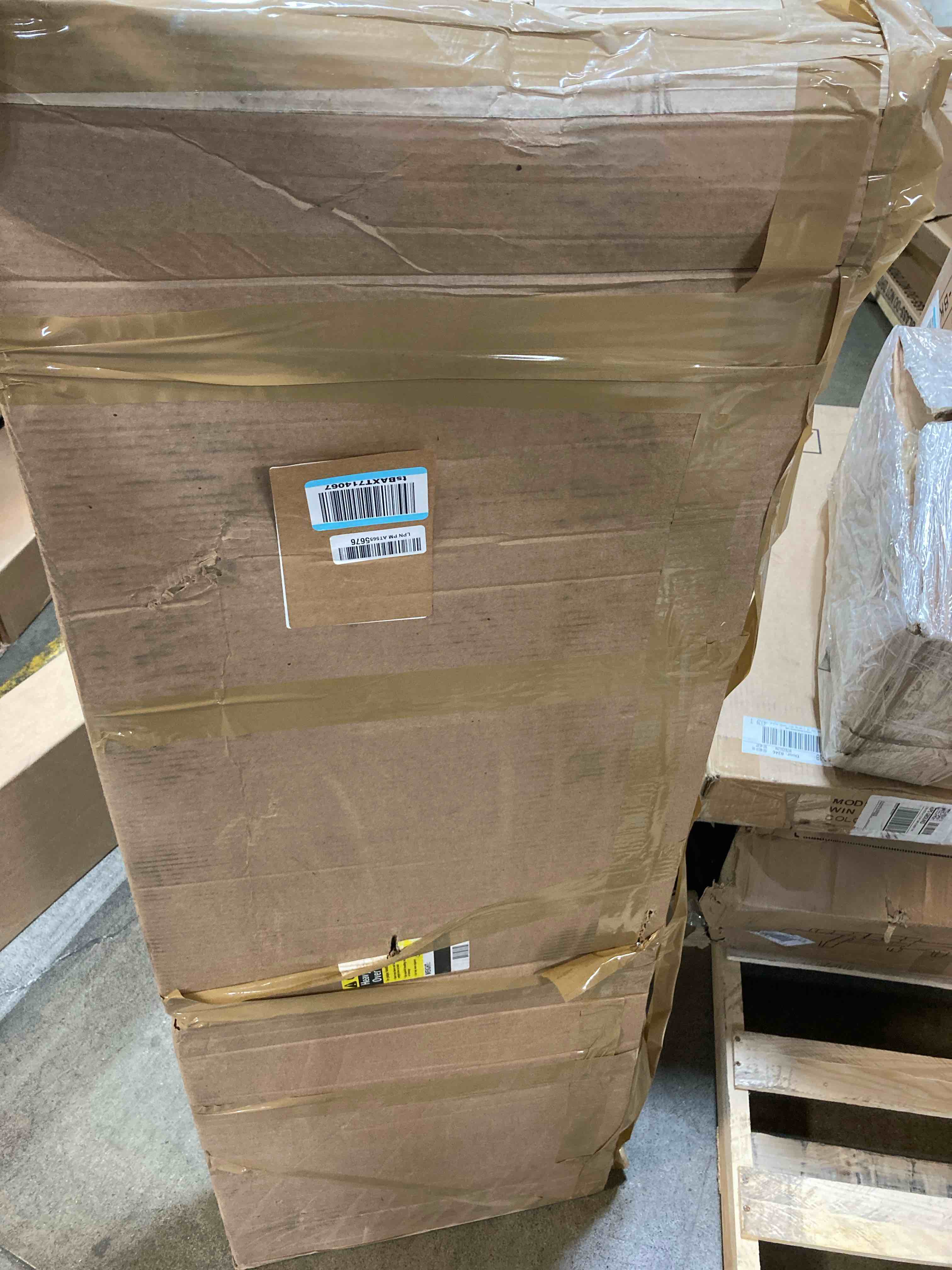 https://s3.amazonaws.com/lotting-images-prod/phillipi/RED5134932_1713979955791.jpeg