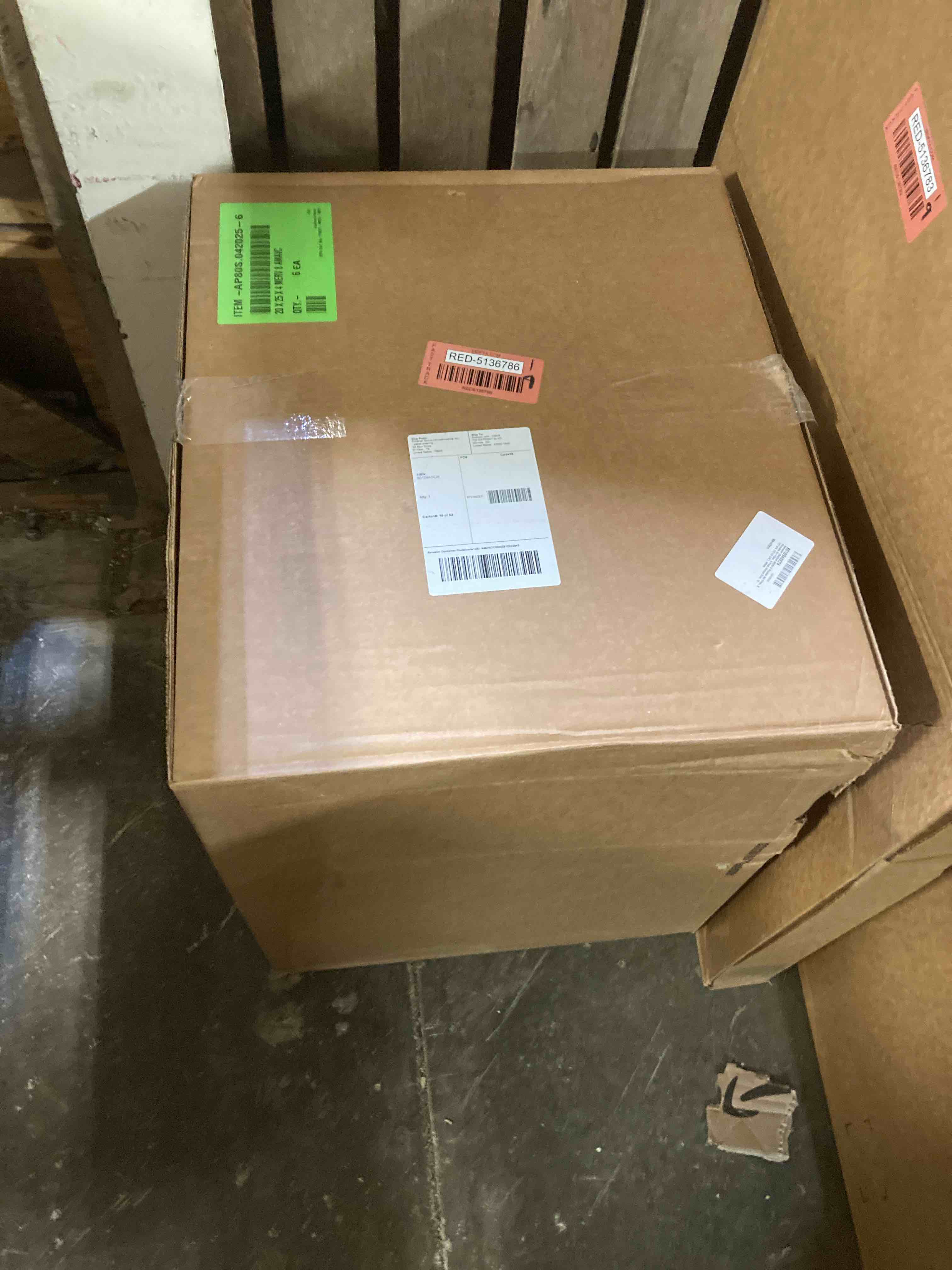 https://s3.amazonaws.com/lotting-images-prod/phillipi/RED5136786_1710791021823.jpeg