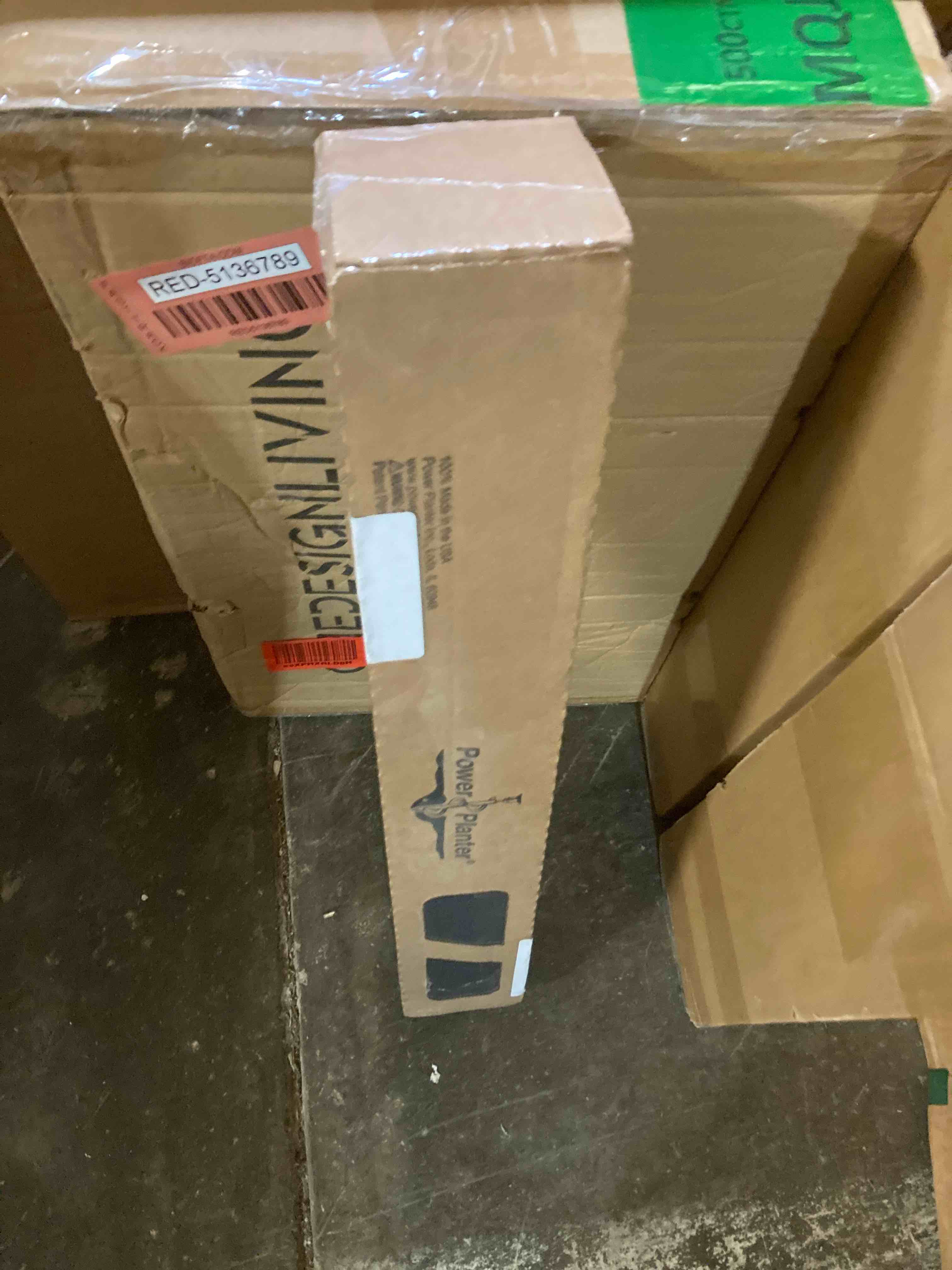 https://s3.amazonaws.com/lotting-images-prod/phillipi/RED5136790_1710791786755.jpeg