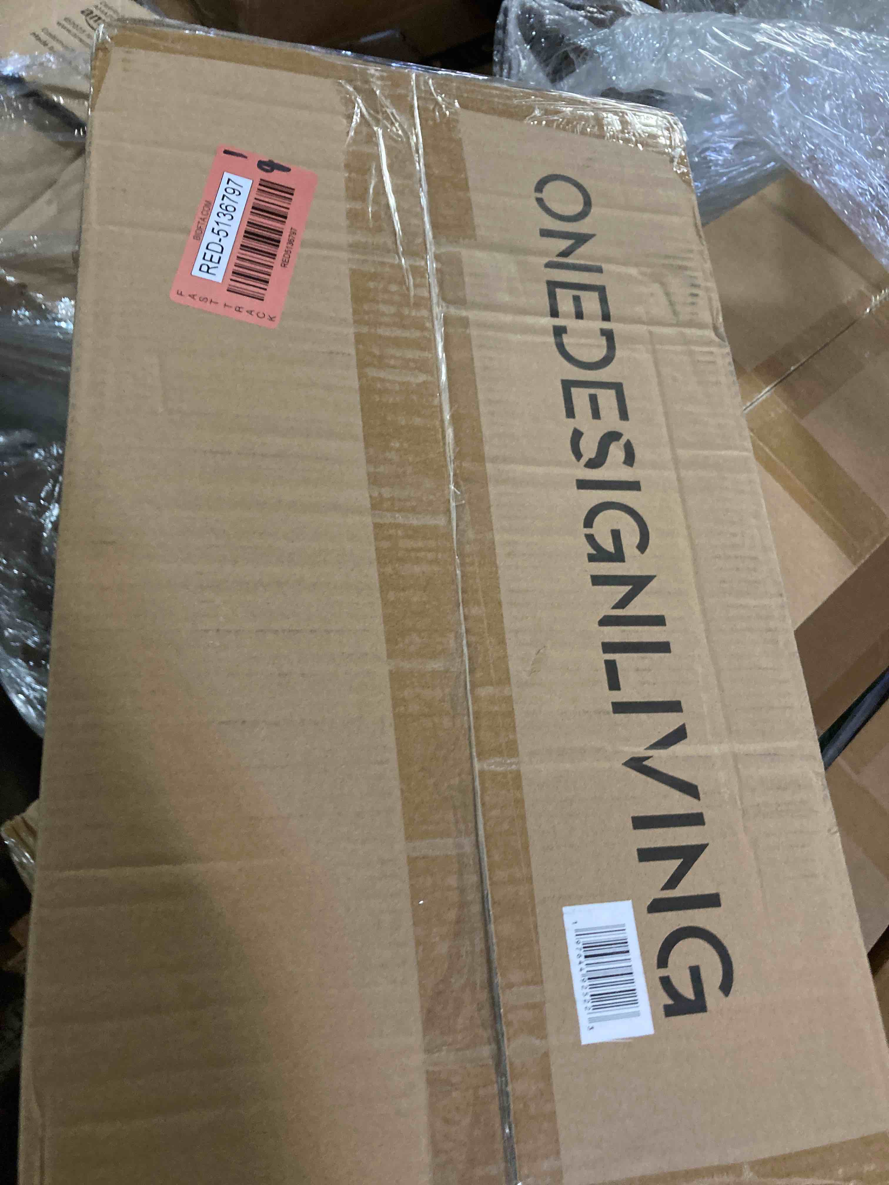 https://s3.amazonaws.com/lotting-images-prod/phillipi/RED5136797_1710793907959.jpeg