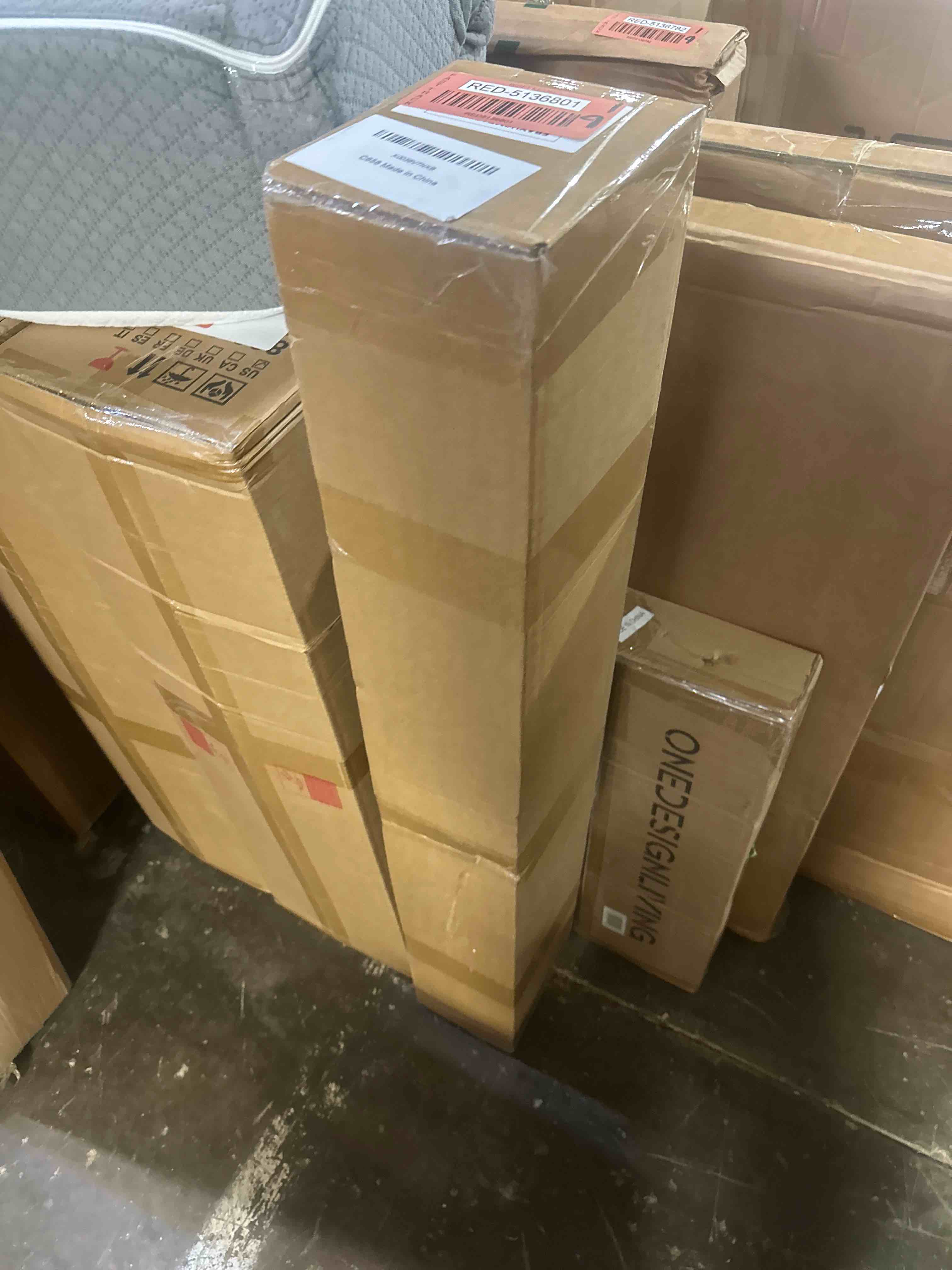 https://s3.amazonaws.com/lotting-images-prod/phillipi/RED5136801_1710859935567.jpeg