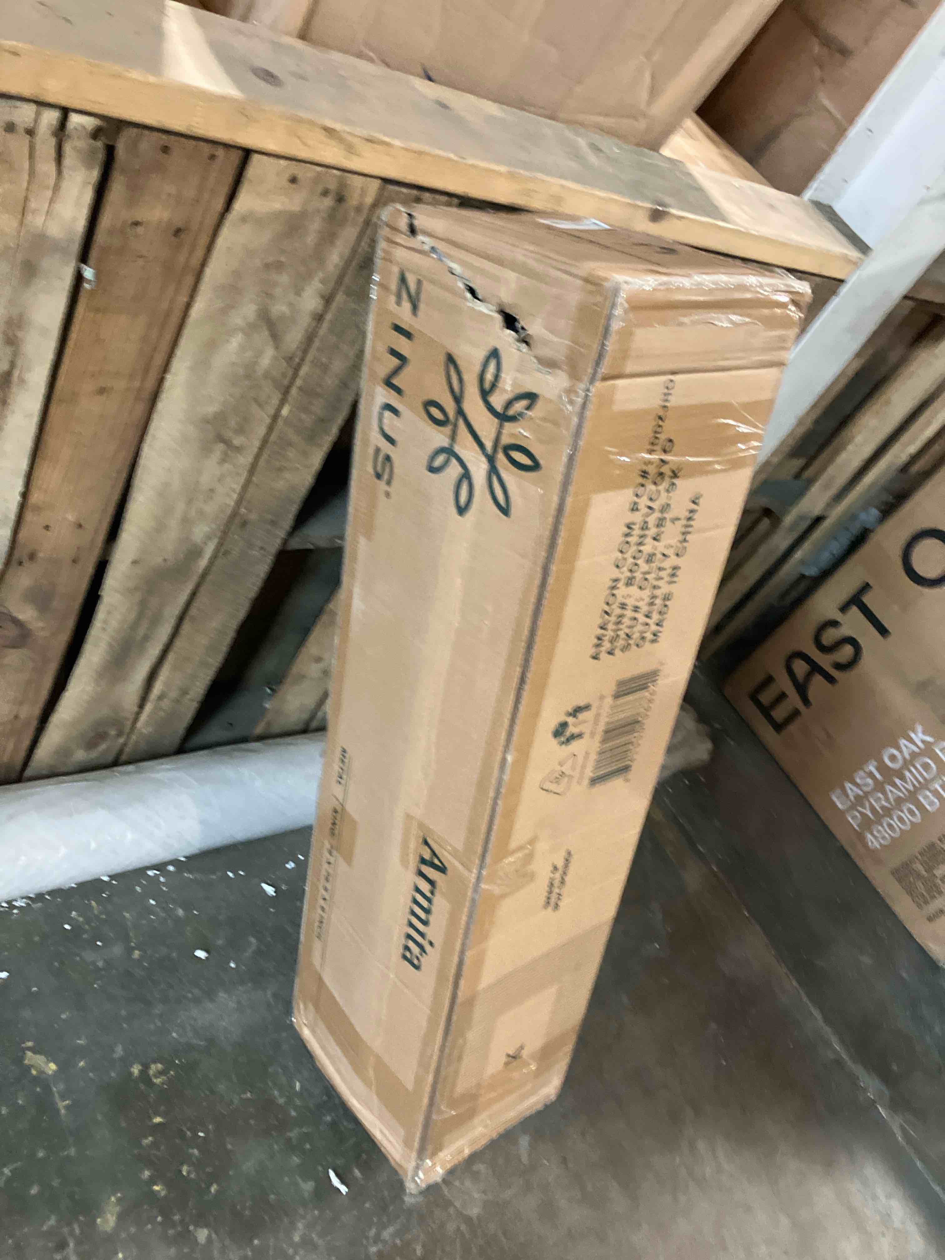 https://s3.amazonaws.com/lotting-images-prod/phillipi/RED5137199_1711140864571.jpeg
