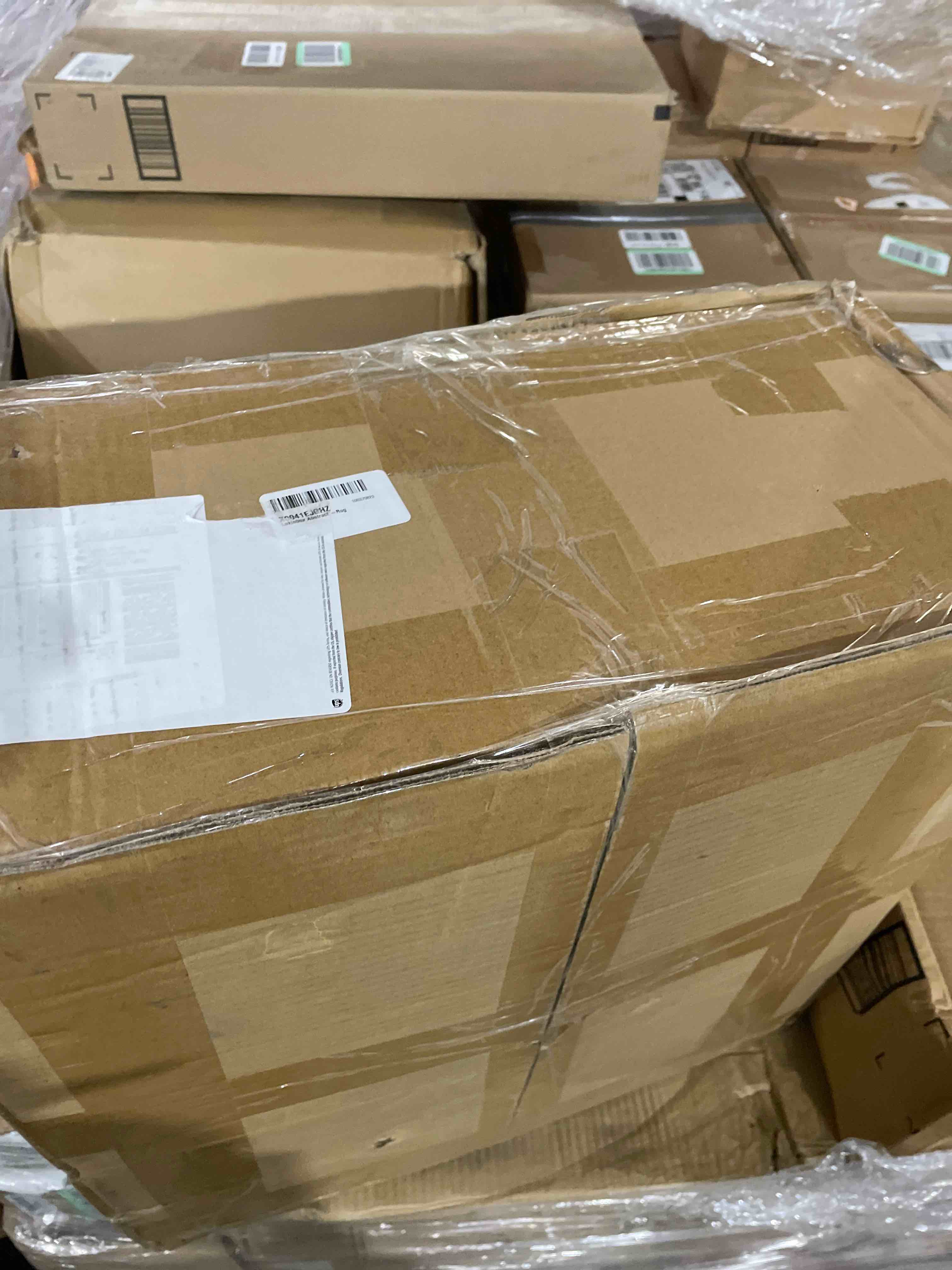 https://s3.amazonaws.com/lotting-images-prod/phillipi/RED5137480_1711400357324.jpeg