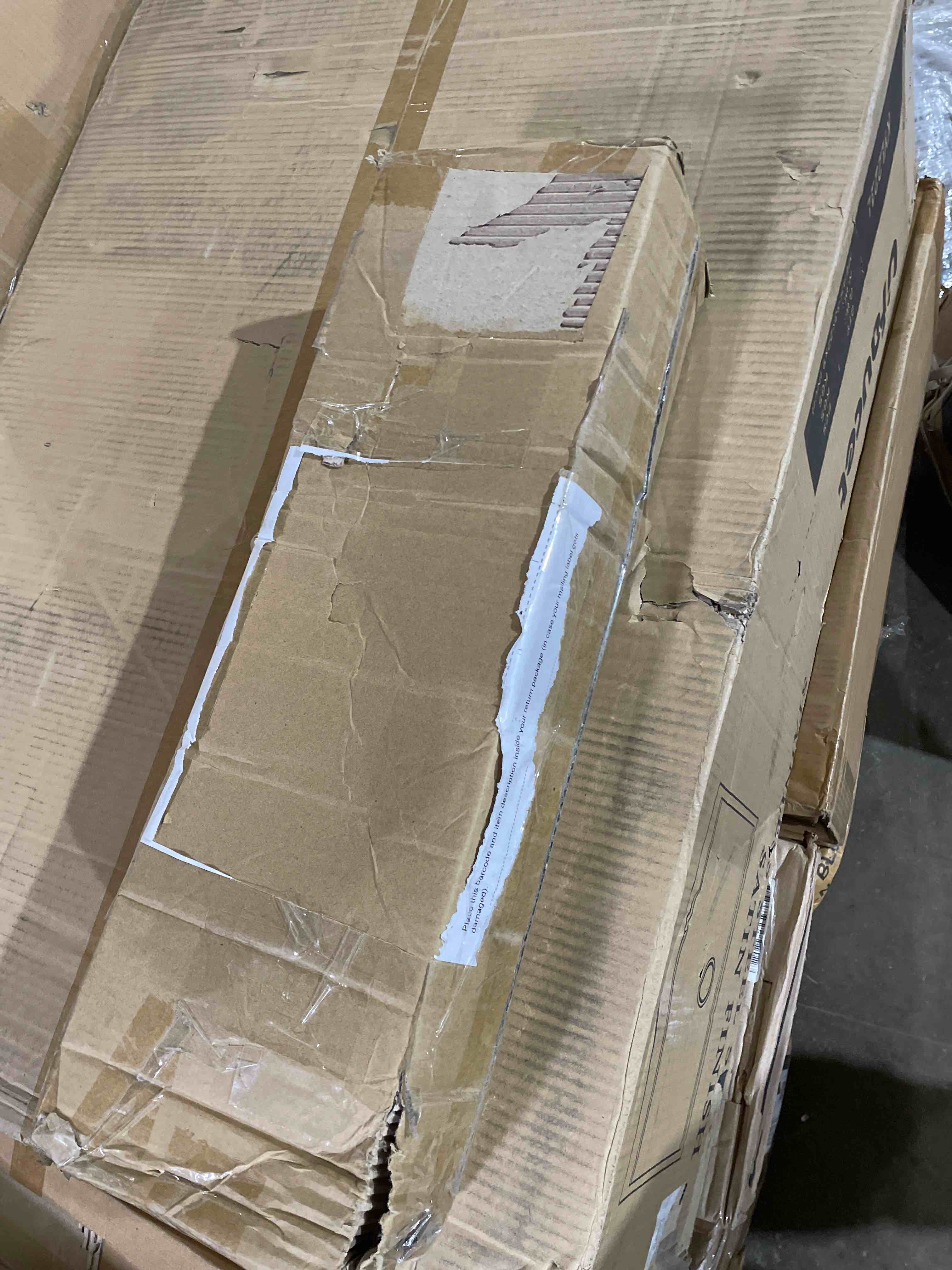 https://s3.amazonaws.com/lotting-images-prod/phillipi/RED5137486_1711402101821.jpeg