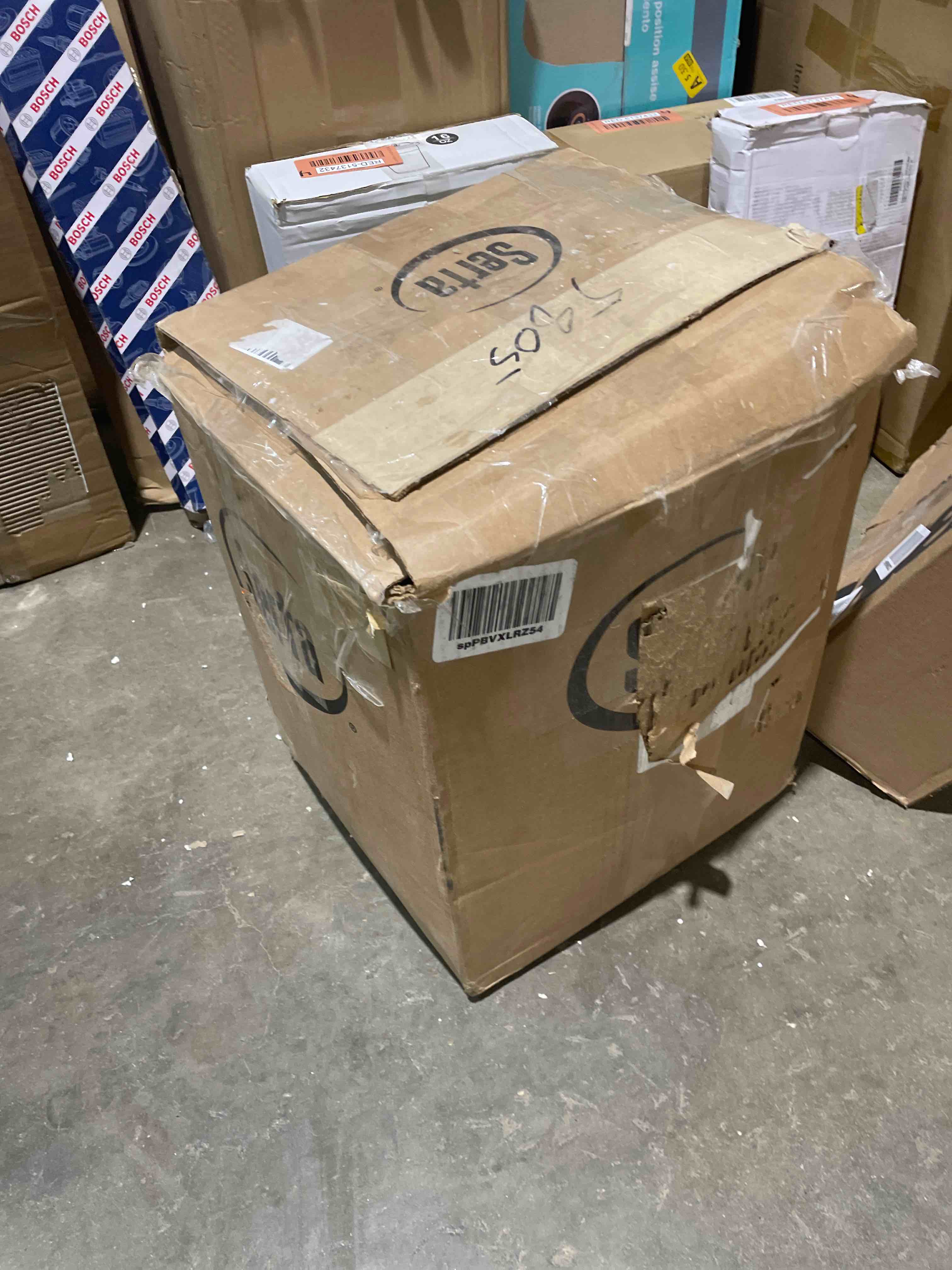 https://s3.amazonaws.com/lotting-images-prod/phillipi/RED5137500_1711467709326.jpeg