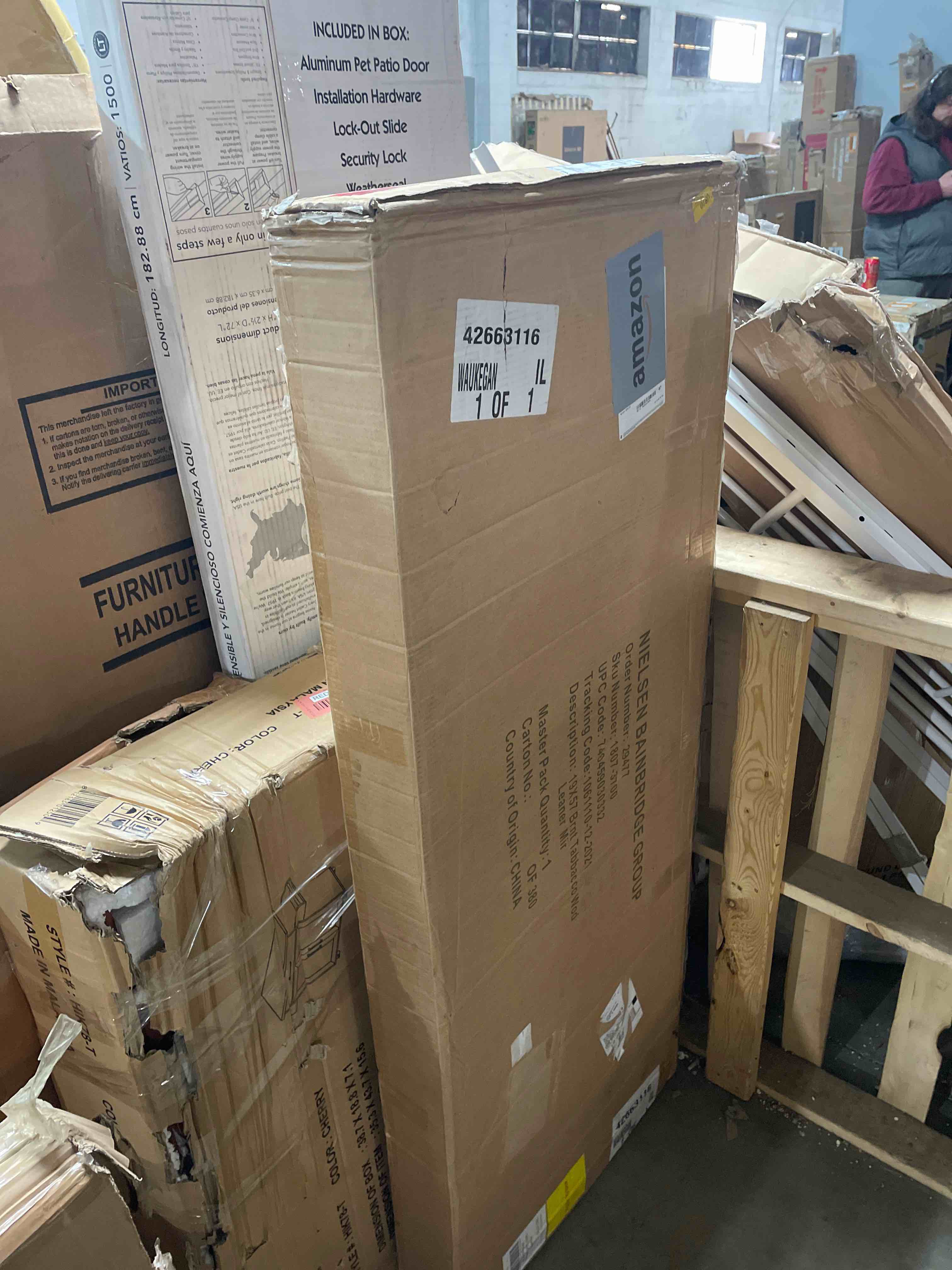 https://s3.amazonaws.com/lotting-images-prod/phillipi/RED5139749_1707155442503.jpeg