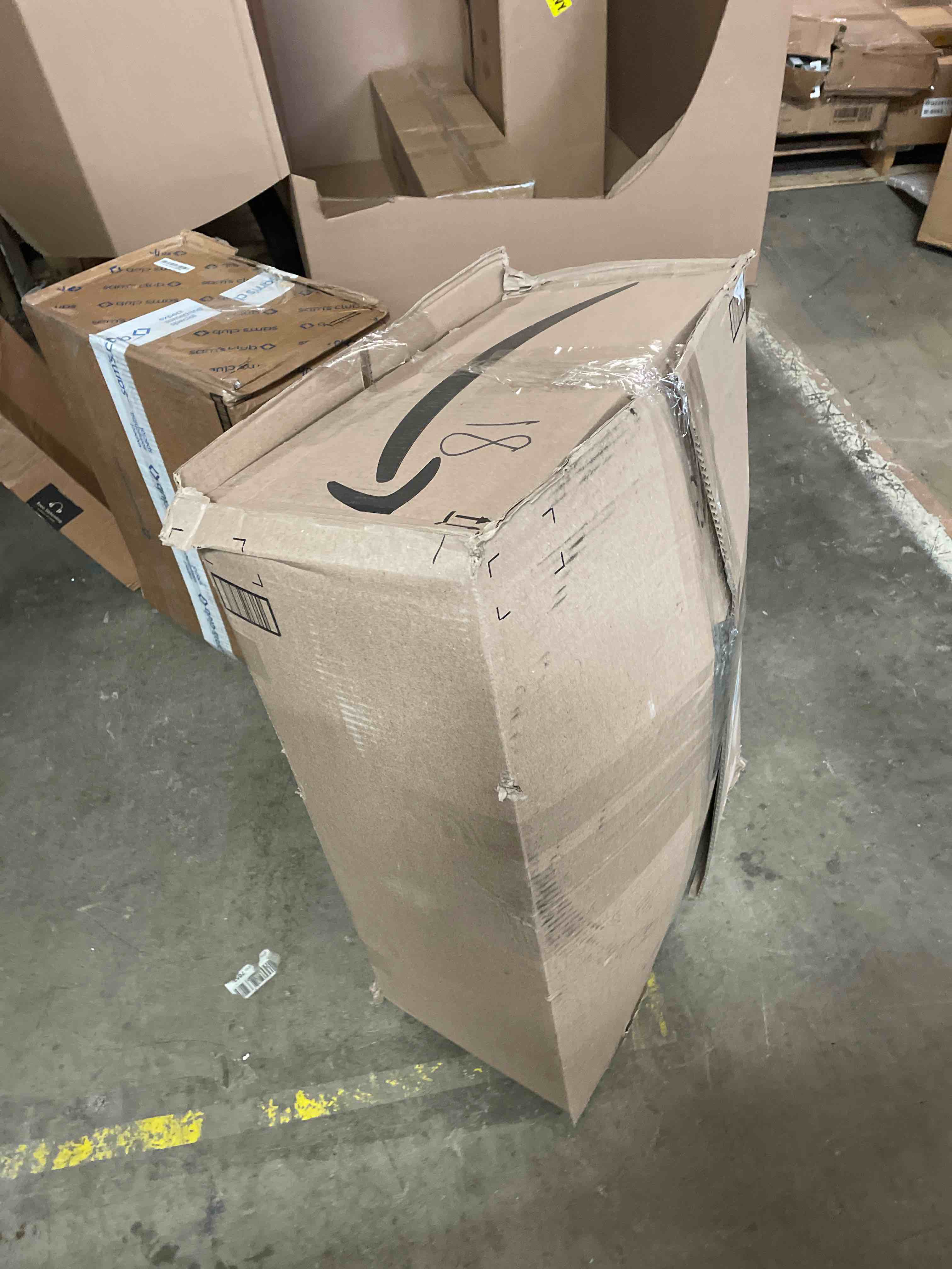 https://s3.amazonaws.com/lotting-images-prod/phillipi/RED5139770_1707163578305.jpeg