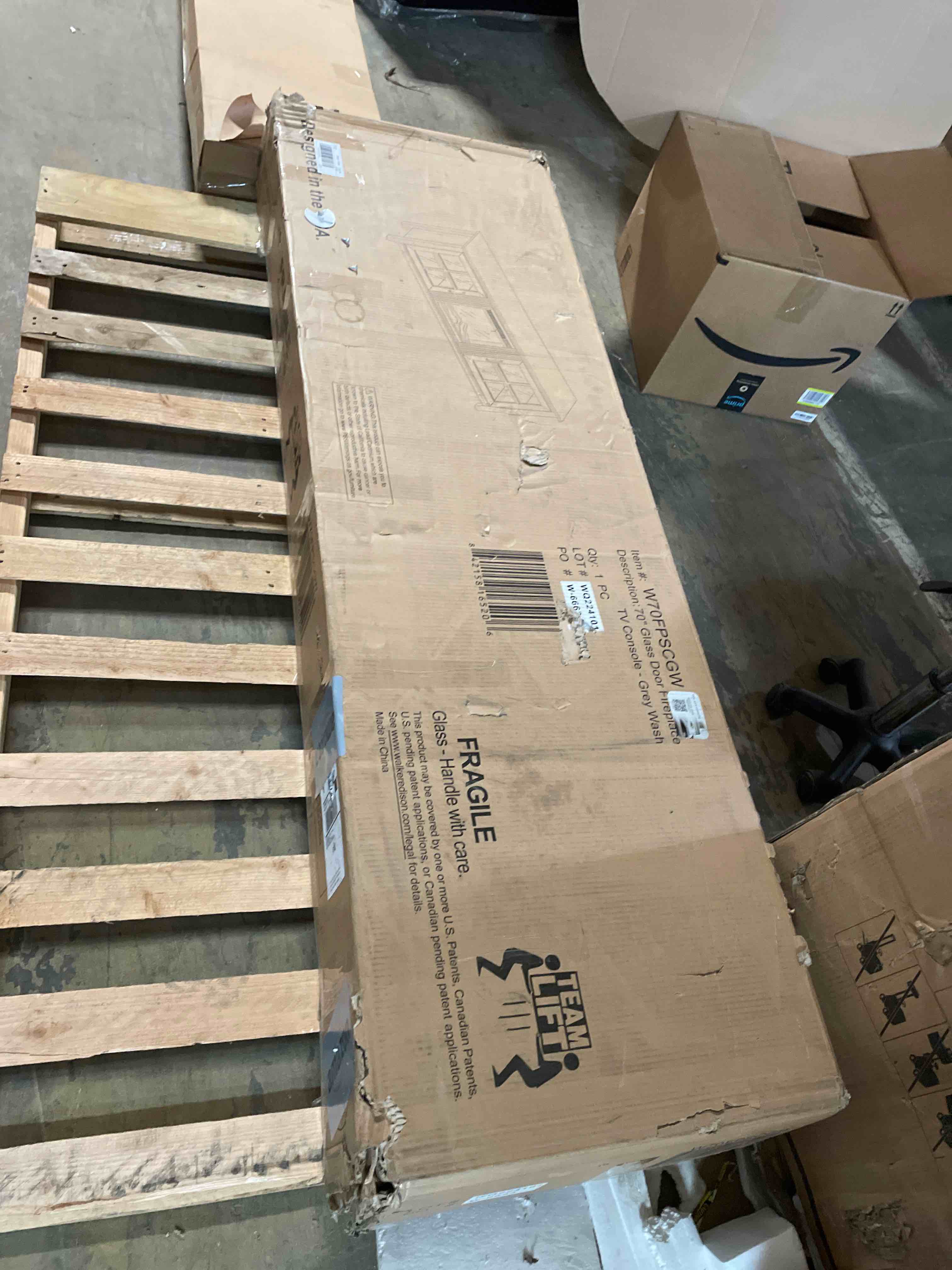 https://s3.amazonaws.com/lotting-images-prod/phillipi/RED5139781_1707165081541.jpeg