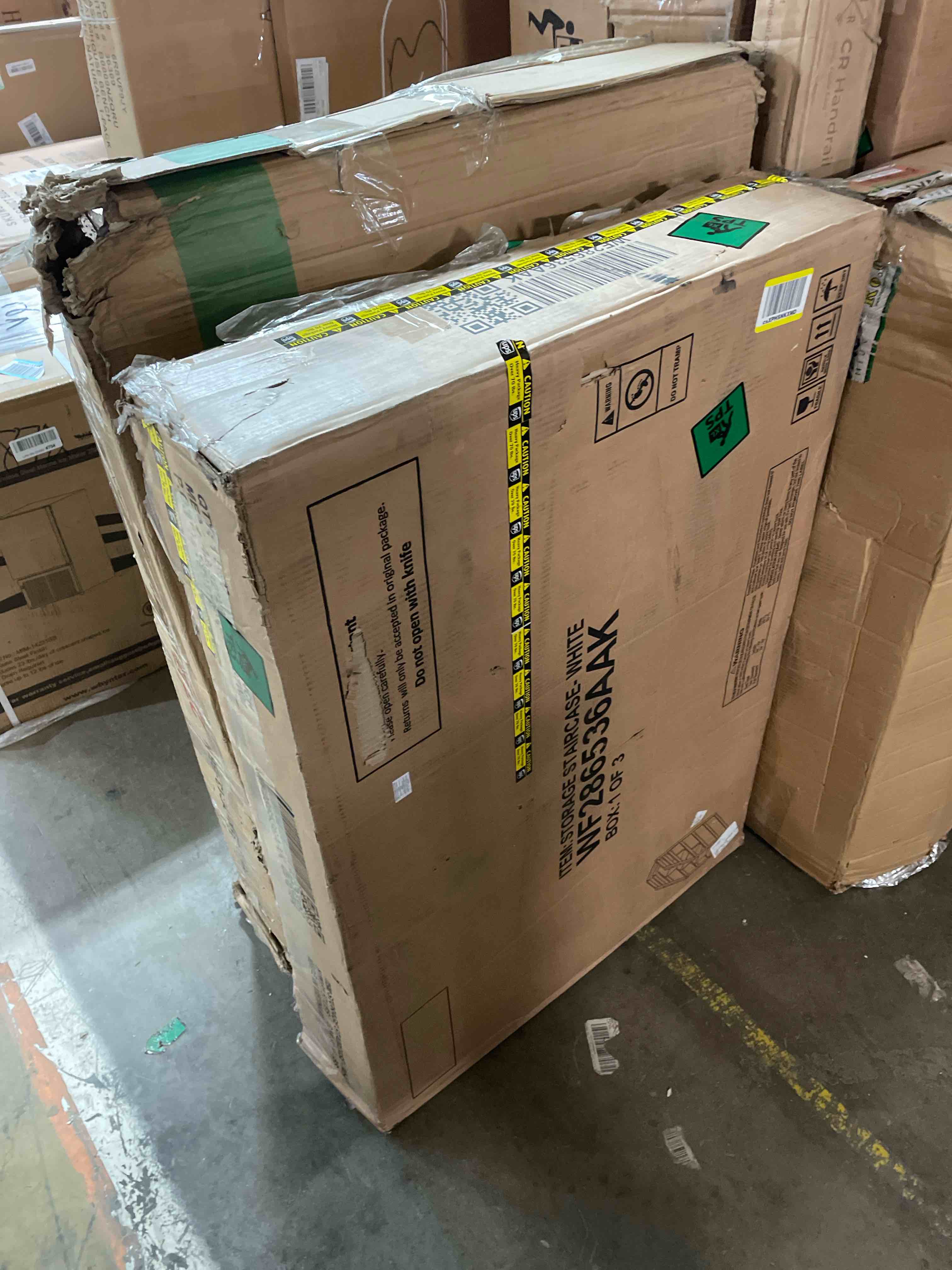 https://s3.amazonaws.com/lotting-images-prod/phillipi/RED5139792_1707166753018.jpeg
