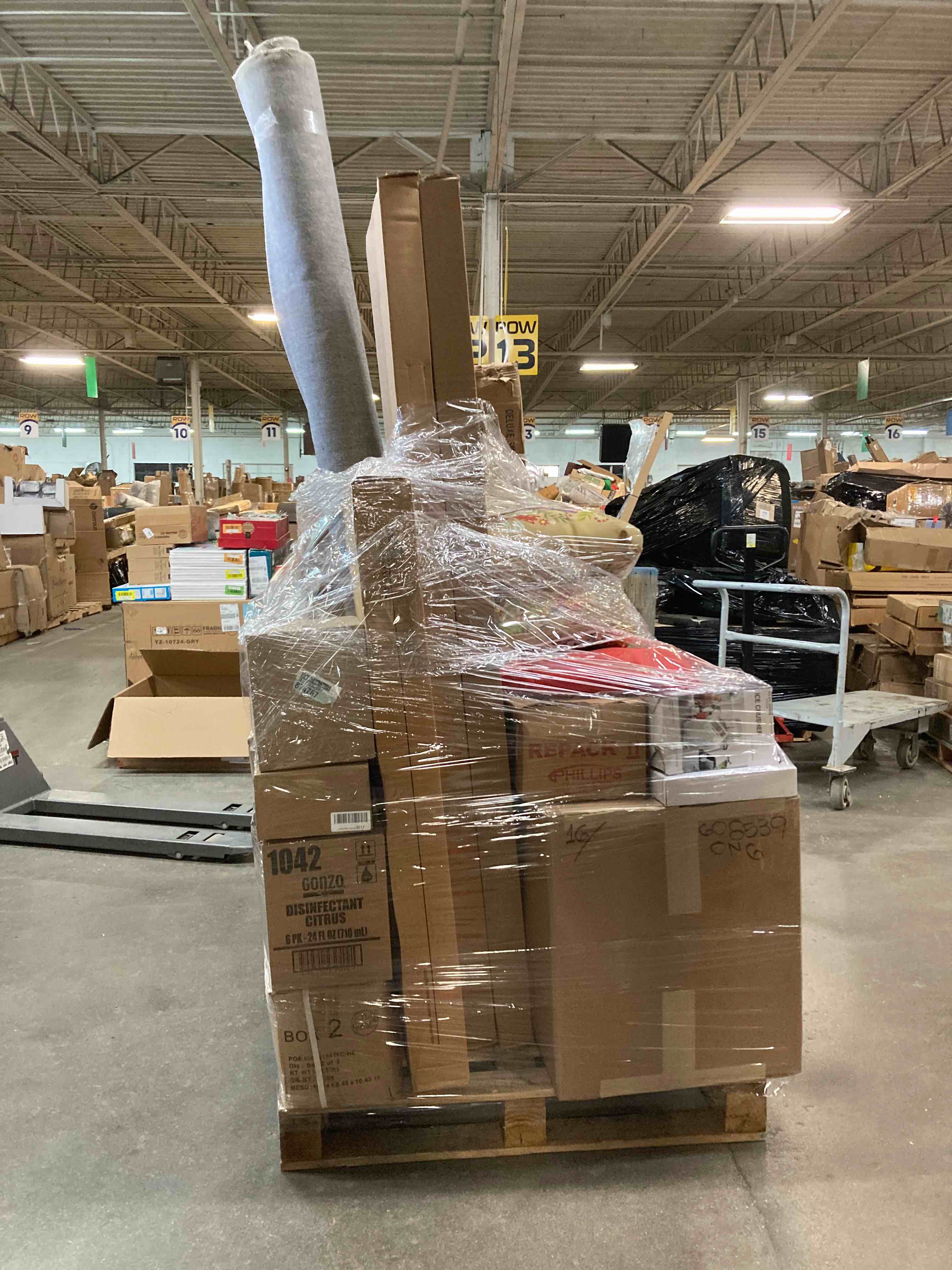 https://s3.amazonaws.com/lotting-images-prod/phillipi/RED5139847_1707343956911.jpeg