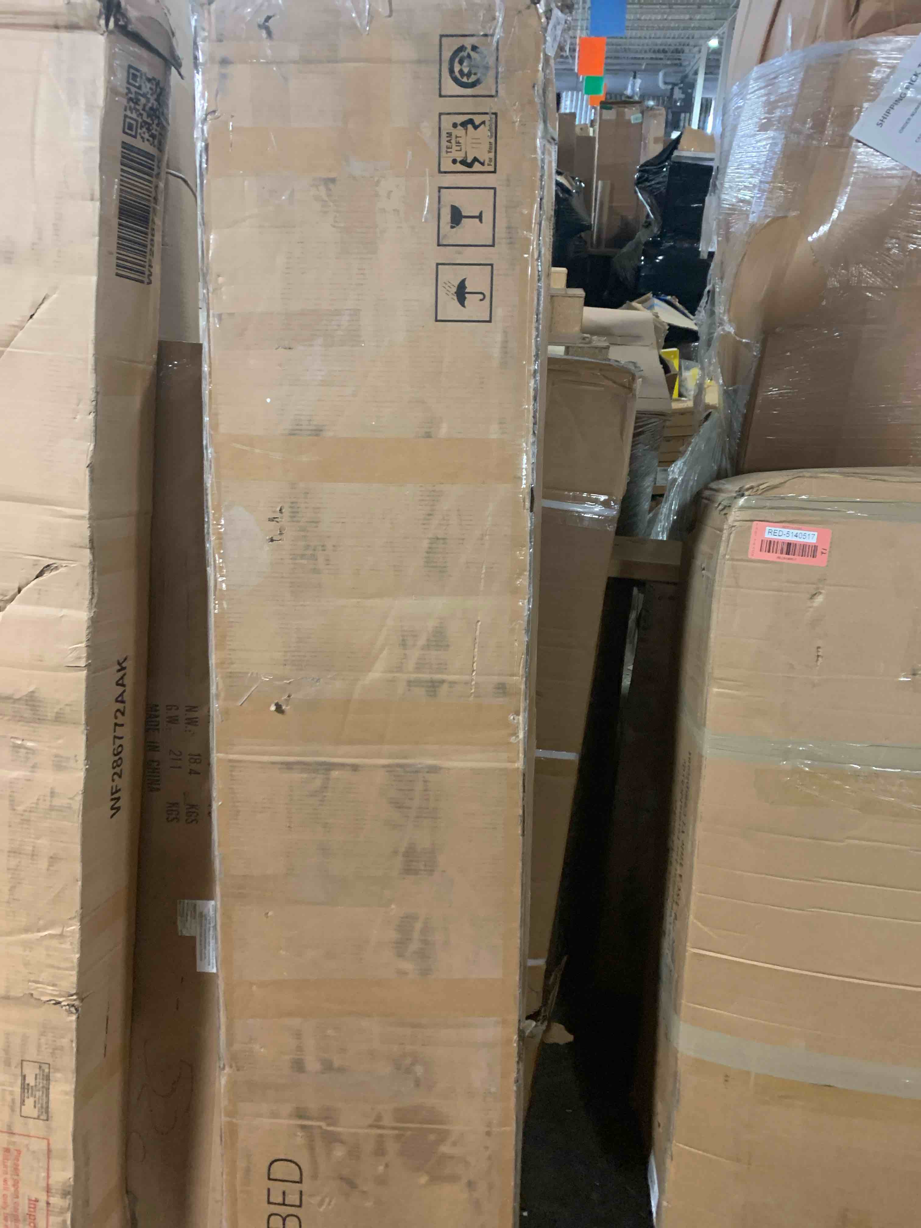 https://s3.amazonaws.com/lotting-images-prod/phillipi/RED5140519_1707497960876.jpeg