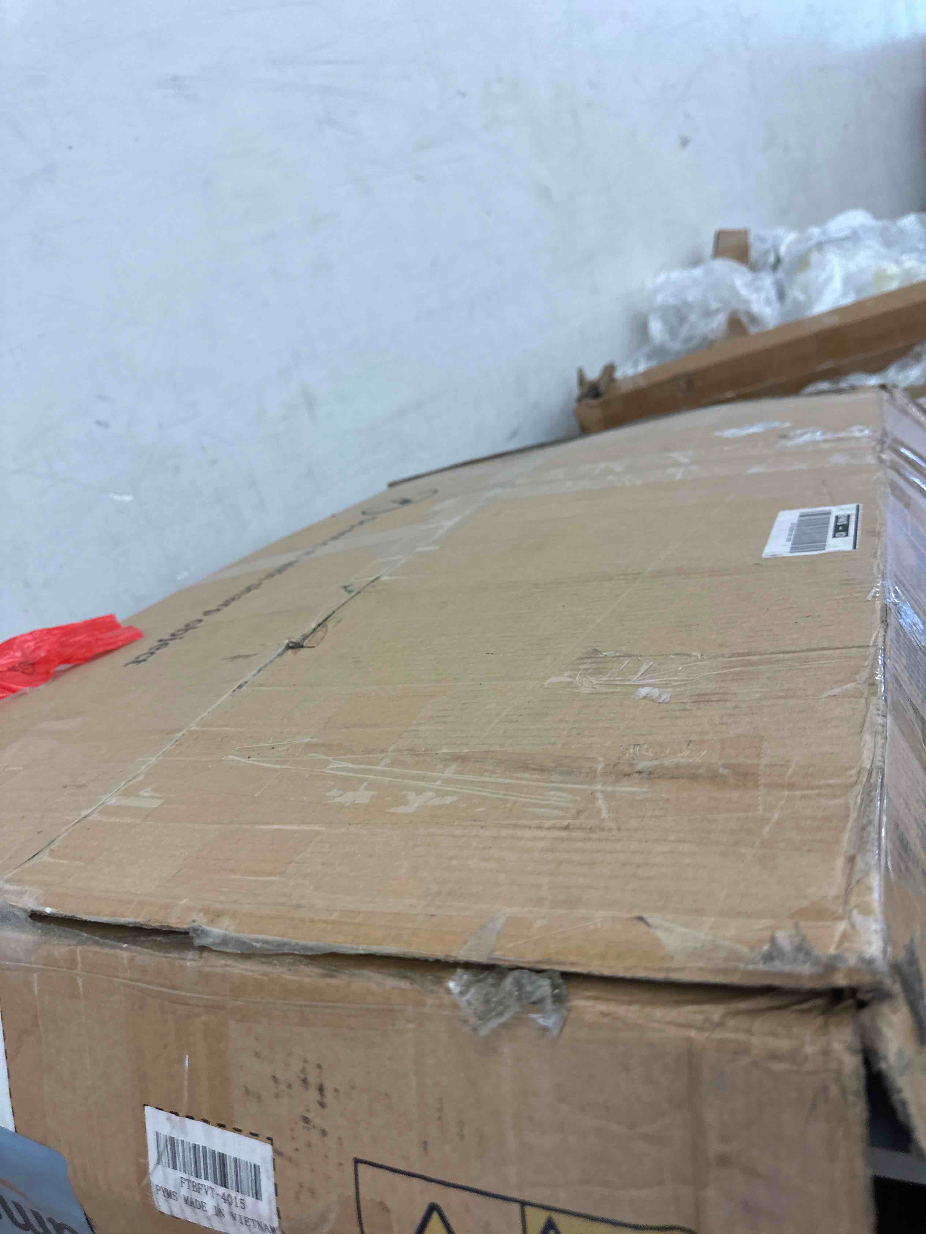 https://s3.amazonaws.com/lotting-images-prod/phillipi/RED5141160_1728312834281.jpeg